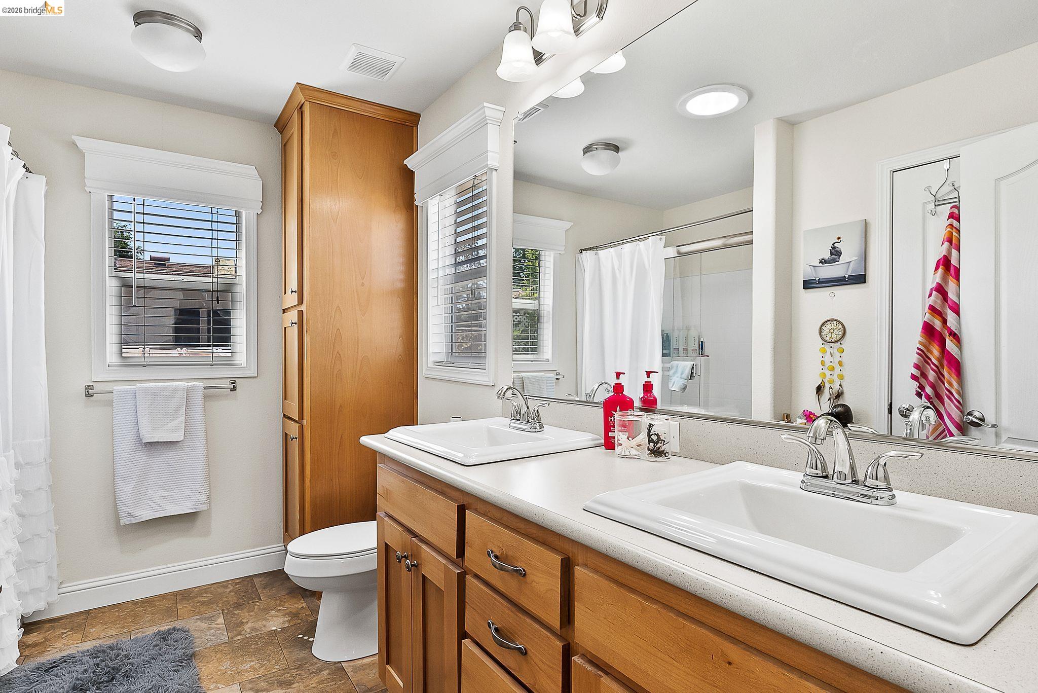 Detail Gallery Image 27 of 37 For 156 Tiki Ln, Pittsburg,  CA 94565 - 3 Beds | 2 Baths