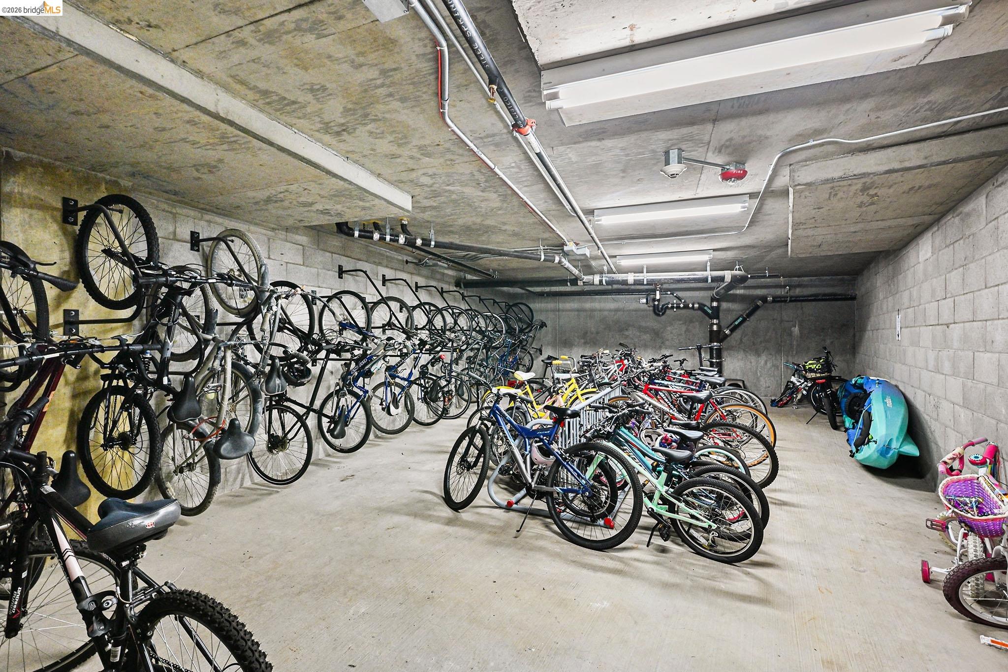 Detail Gallery Image 34 of 41 For 1000 Dewing Ave #409,  Lafayette,  CA 94549 - 2 Beds | 2 Baths