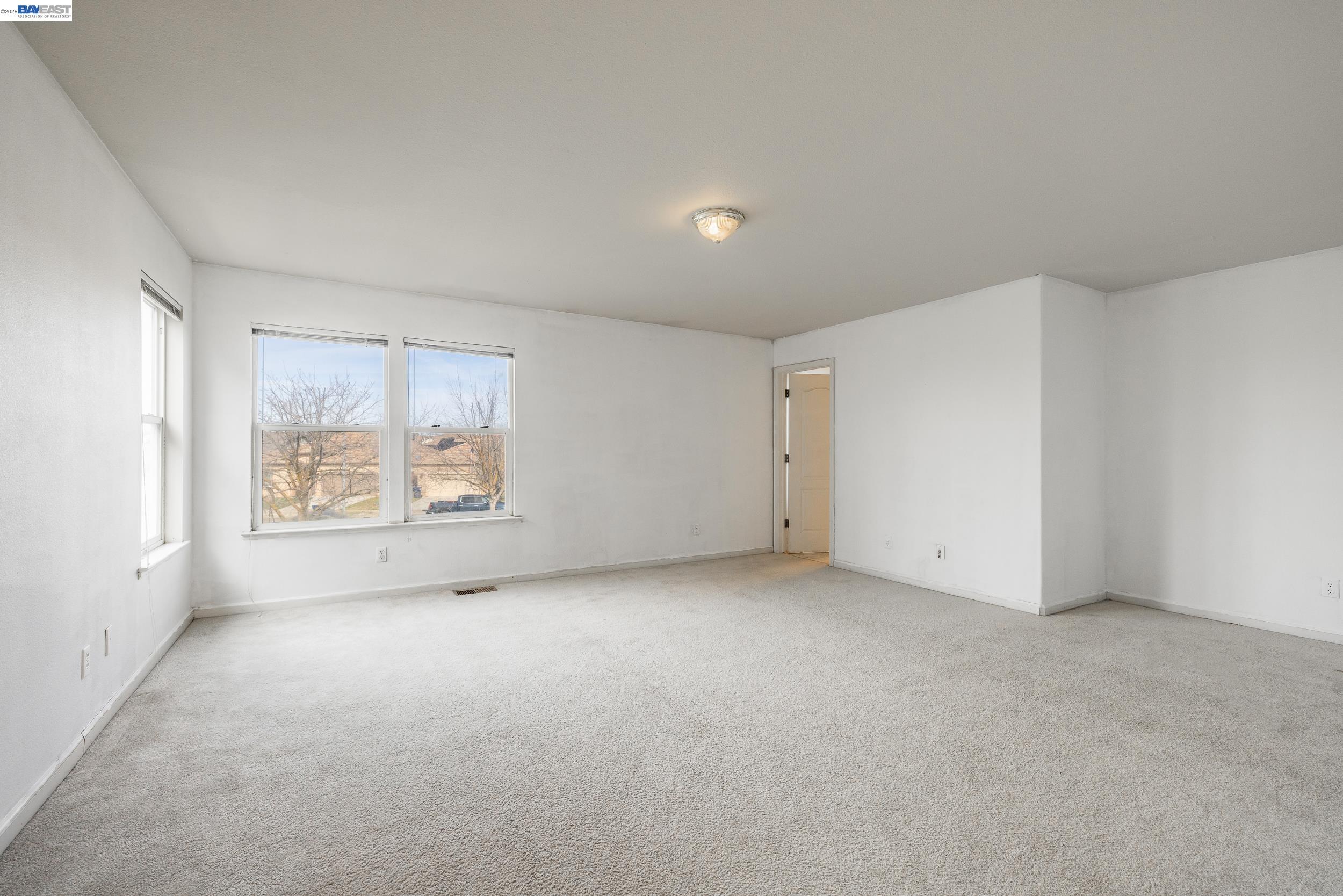 Detail Gallery Image 13 of 34 For 1255 Day Light Dr, Merced,  CA 95348 - 4 Beds | 2/1 Baths