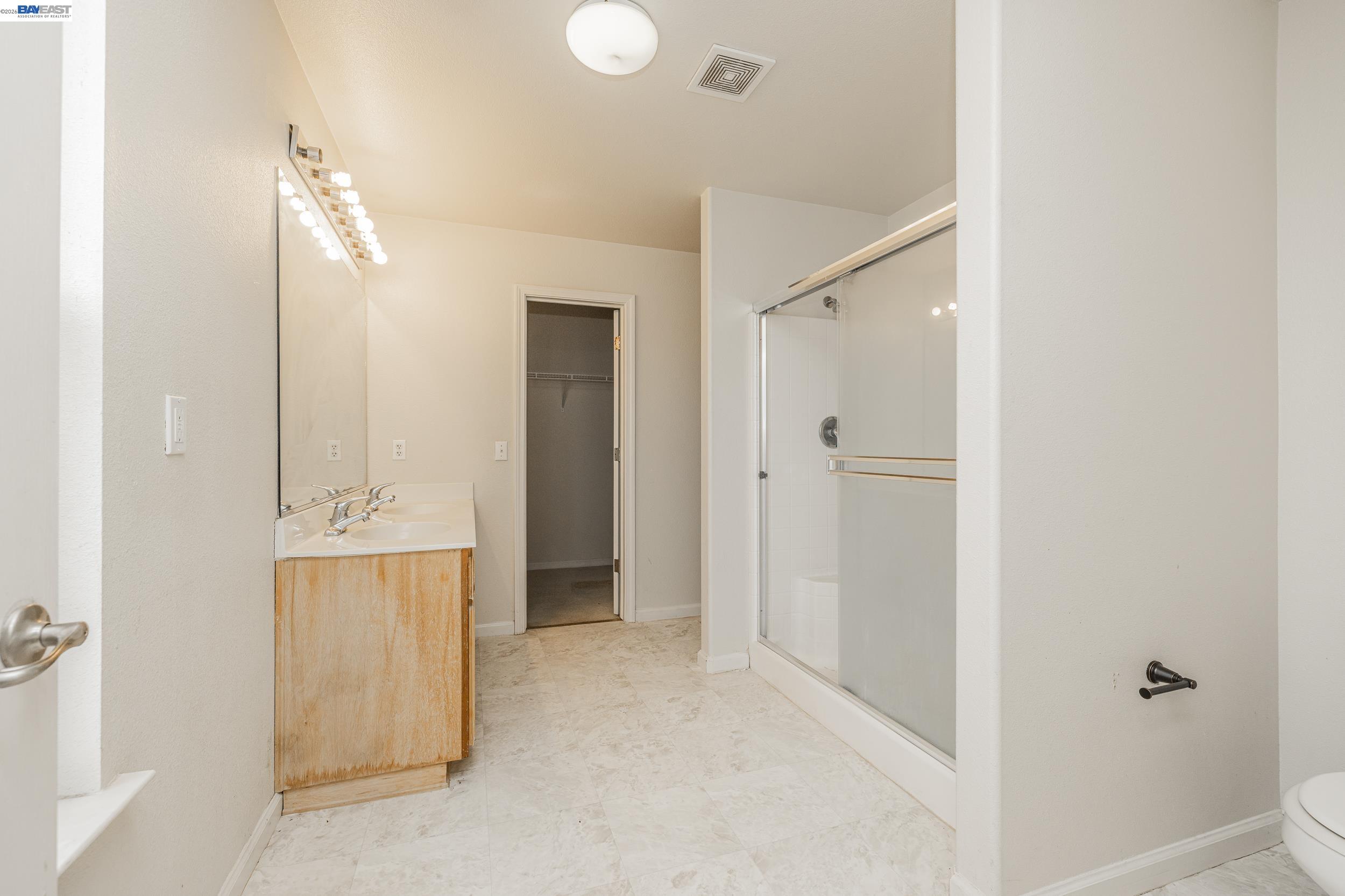 Detail Gallery Image 14 of 34 For 1255 Day Light Dr, Merced,  CA 95348 - 4 Beds | 2/1 Baths