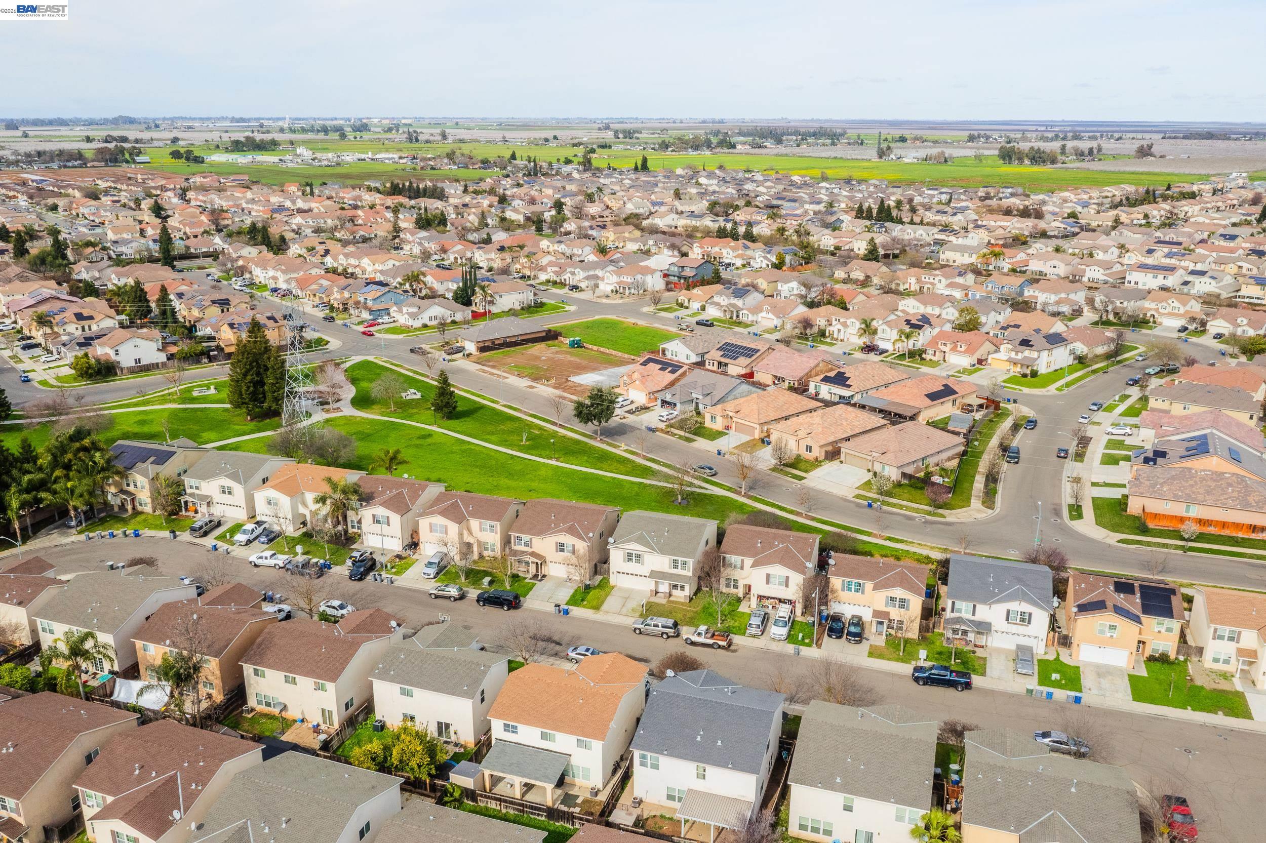 Detail Gallery Image 31 of 34 For 1255 Day Light Dr, Merced,  CA 95348 - 4 Beds | 2/1 Baths