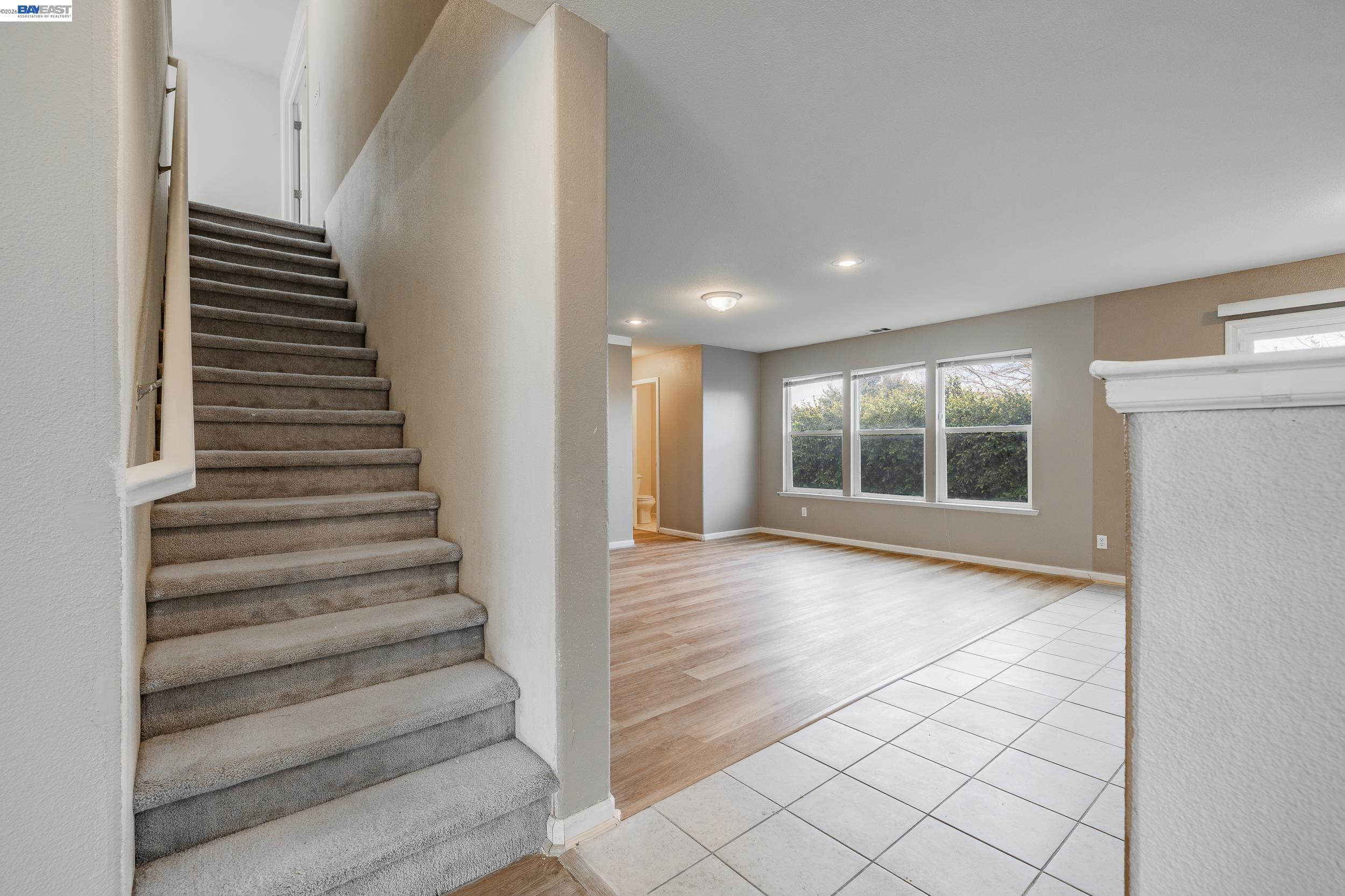 Detail Gallery Image 6 of 34 For 1255 Day Light Dr, Merced,  CA 95348 - 4 Beds | 2/1 Baths