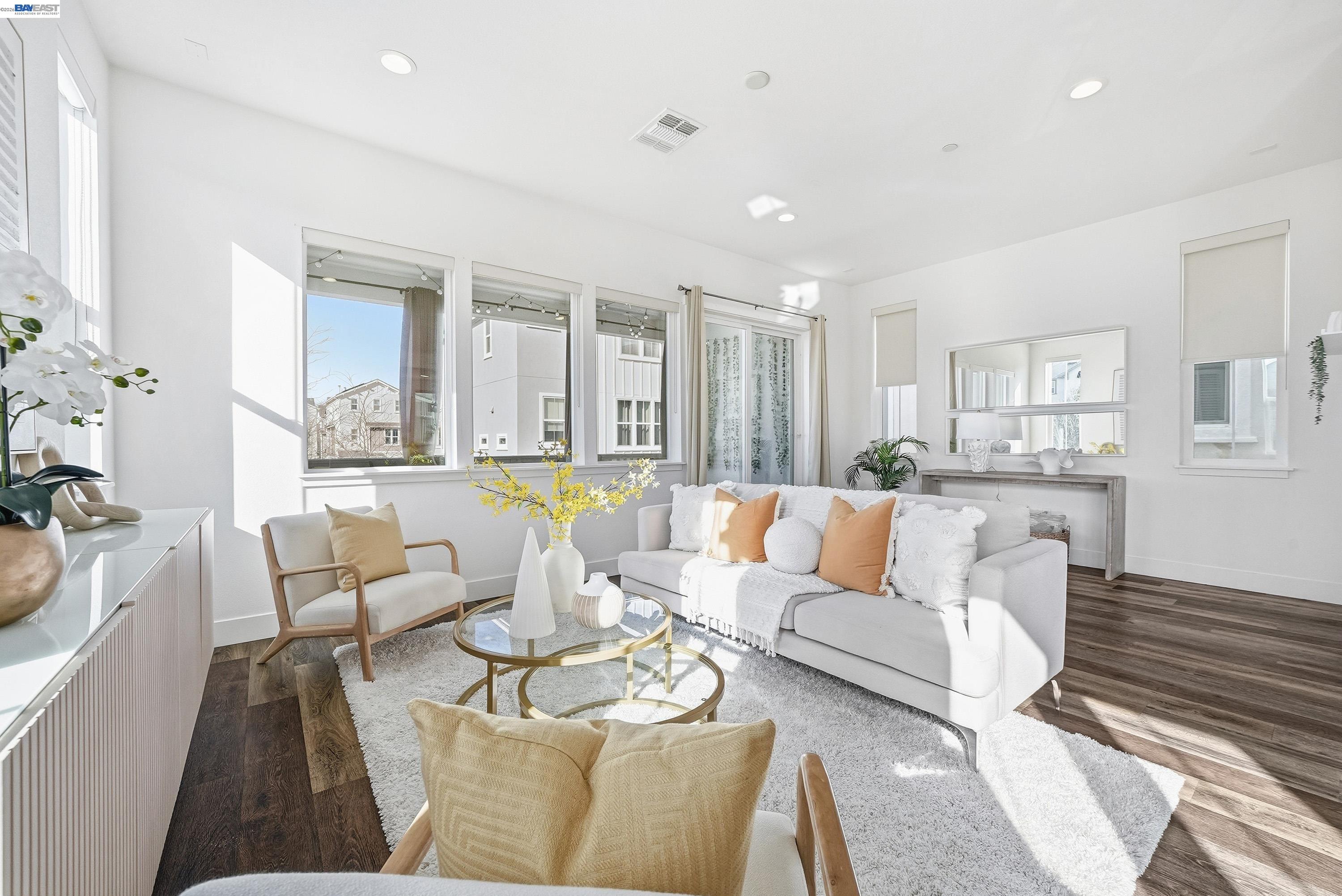 Detail Gallery Image 3 of 46 For 37645 Bay Crest Rd, Newark,  CA 94560 - 4 Beds | 3/1 Baths