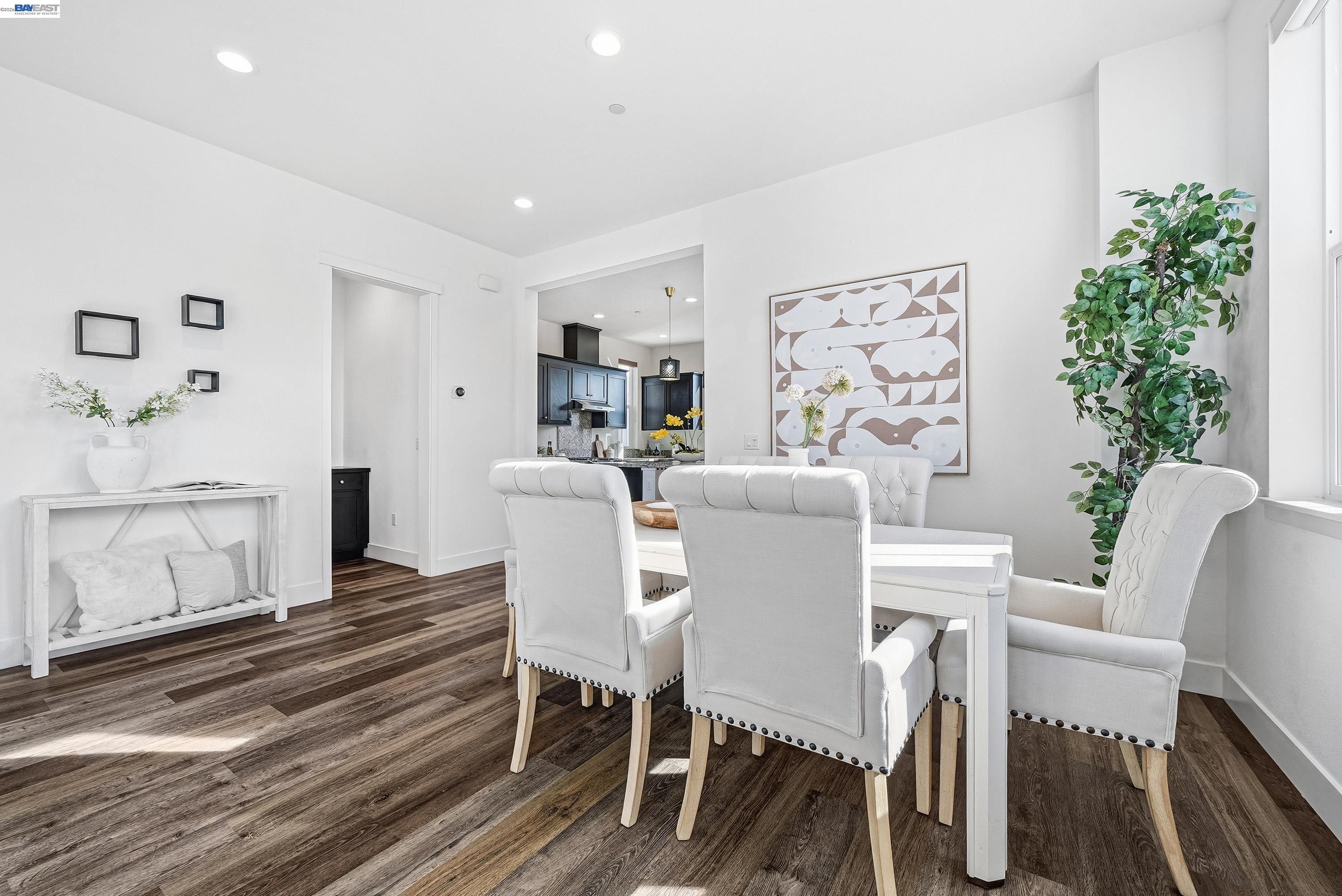 Detail Gallery Image 6 of 46 For 37645 Bay Crest Rd, Newark,  CA 94560 - 4 Beds | 3/1 Baths