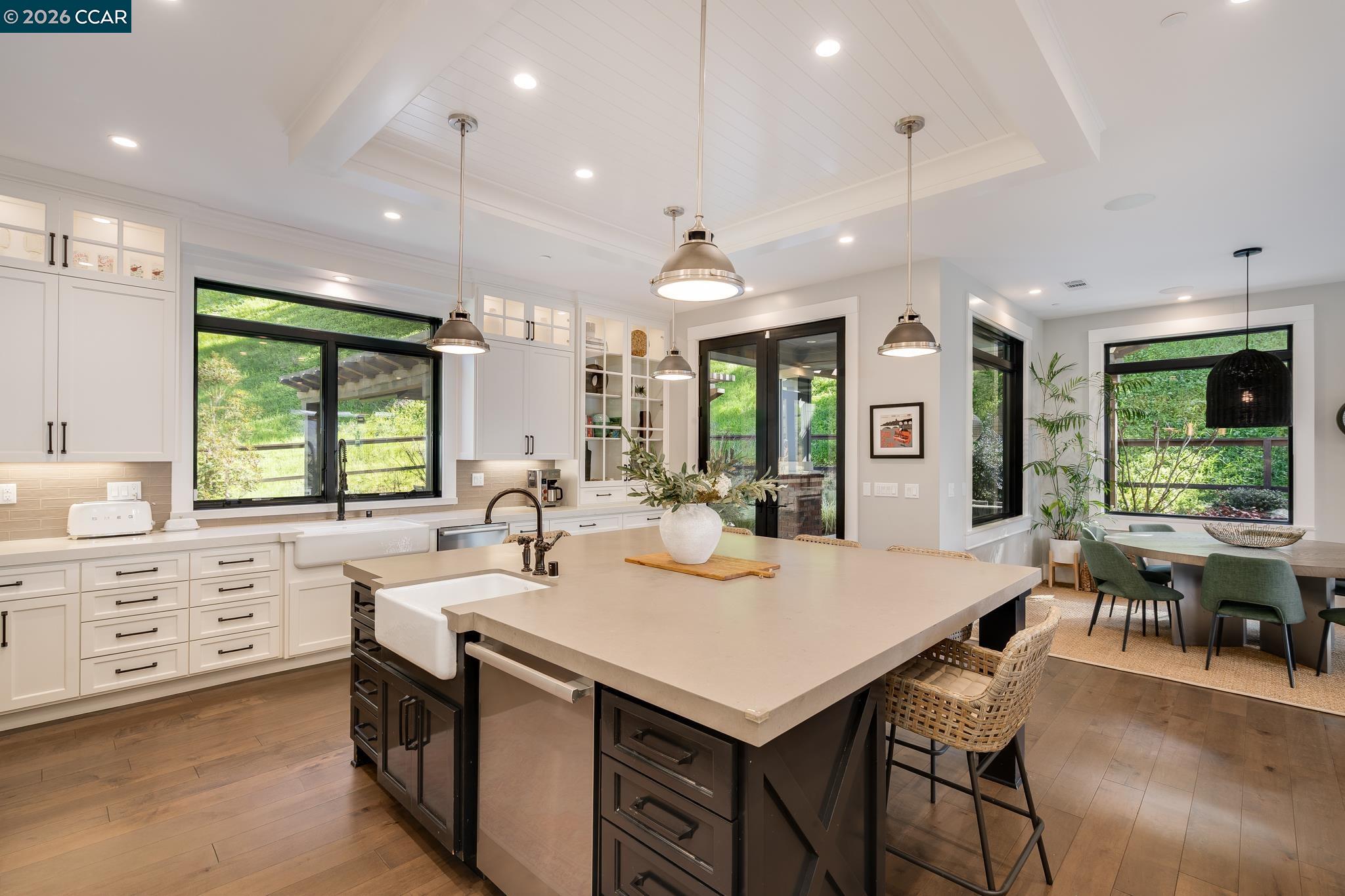 Detail Gallery Image 14 of 59 For 401 Legacy Dr, Alamo,  CA 94507 - 5 Beds | 6/2 Baths