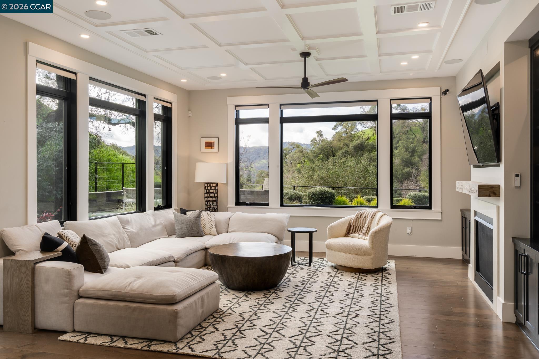 Detail Gallery Image 20 of 59 For 401 Legacy Dr, Alamo,  CA 94507 - 5 Beds | 6/2 Baths