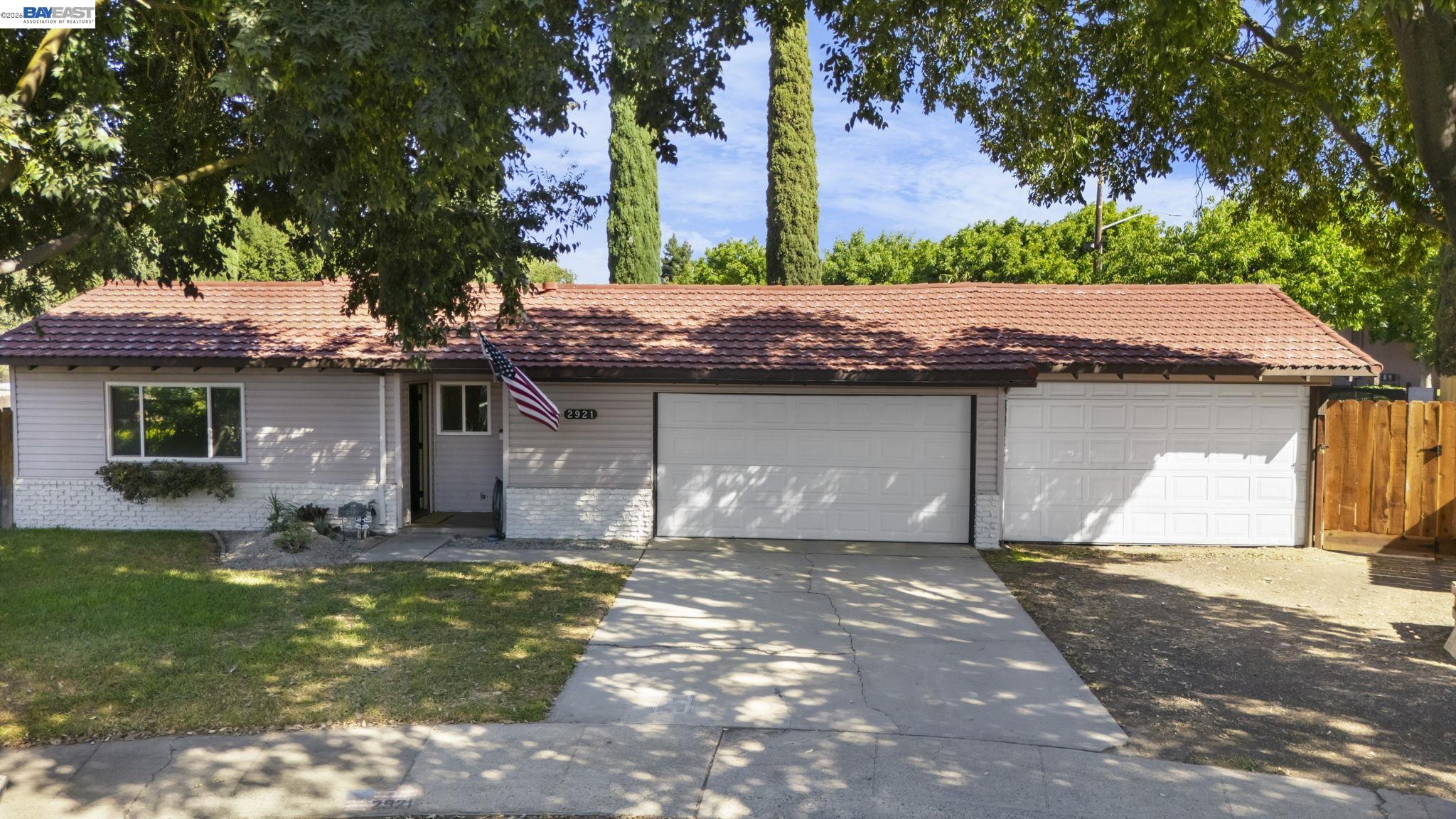 Front Image Thumbnail for BE41125015