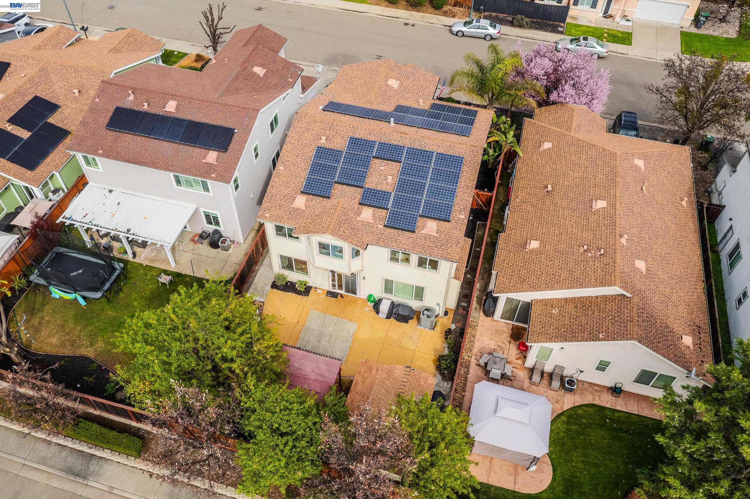 Detail Gallery Image 15 of 39 For 2541 Rowe Dr, Fairfield,  CA 94533 - 5 Beds | 3 Baths