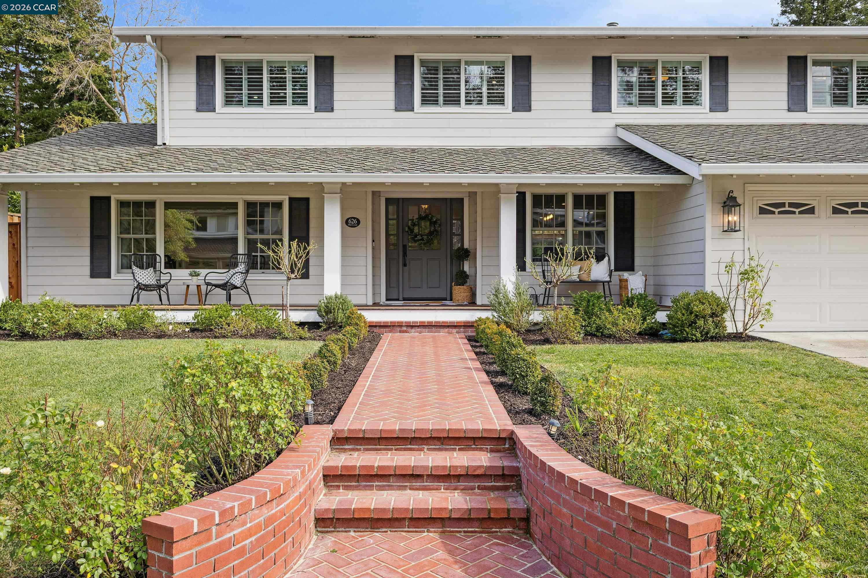 Detail Gallery Image 2 of 53 For 626 Mia Court, Danville,  CA 94526 - 5 Beds | 3 Baths