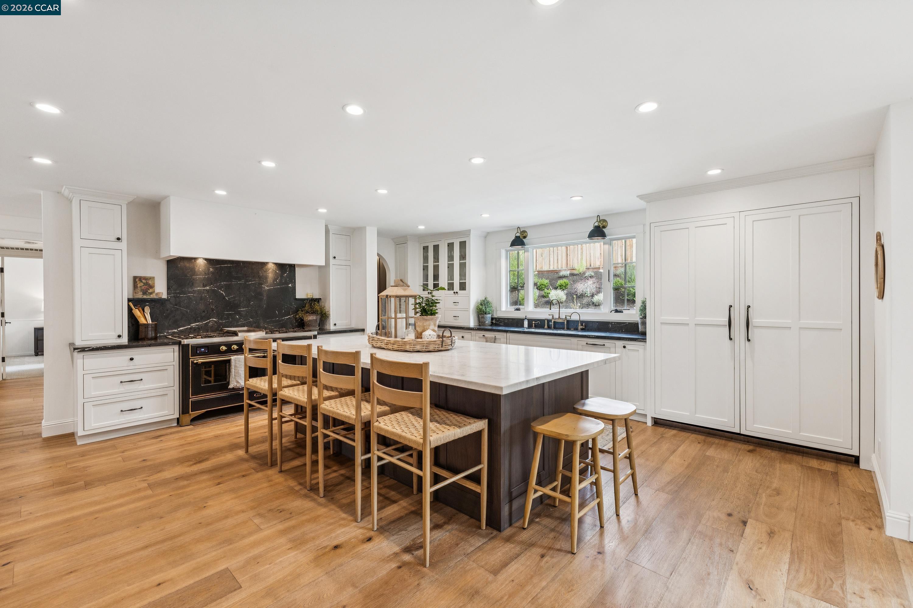 Detail Gallery Image 12 of 53 For 626 Mia Court, Danville,  CA 94526 - 5 Beds | 3 Baths