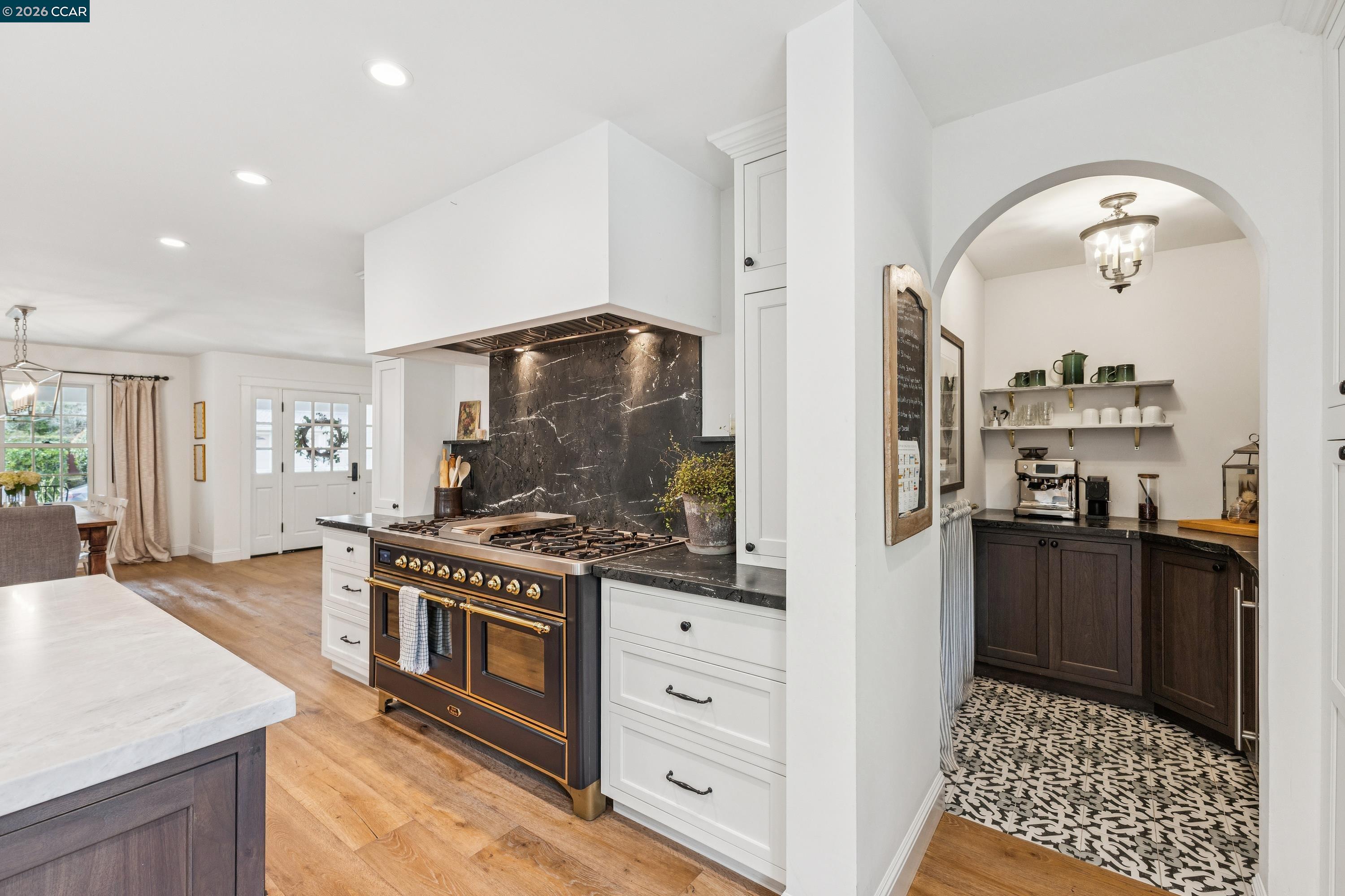 Detail Gallery Image 13 of 53 For 626 Mia Court, Danville,  CA 94526 - 5 Beds | 3 Baths