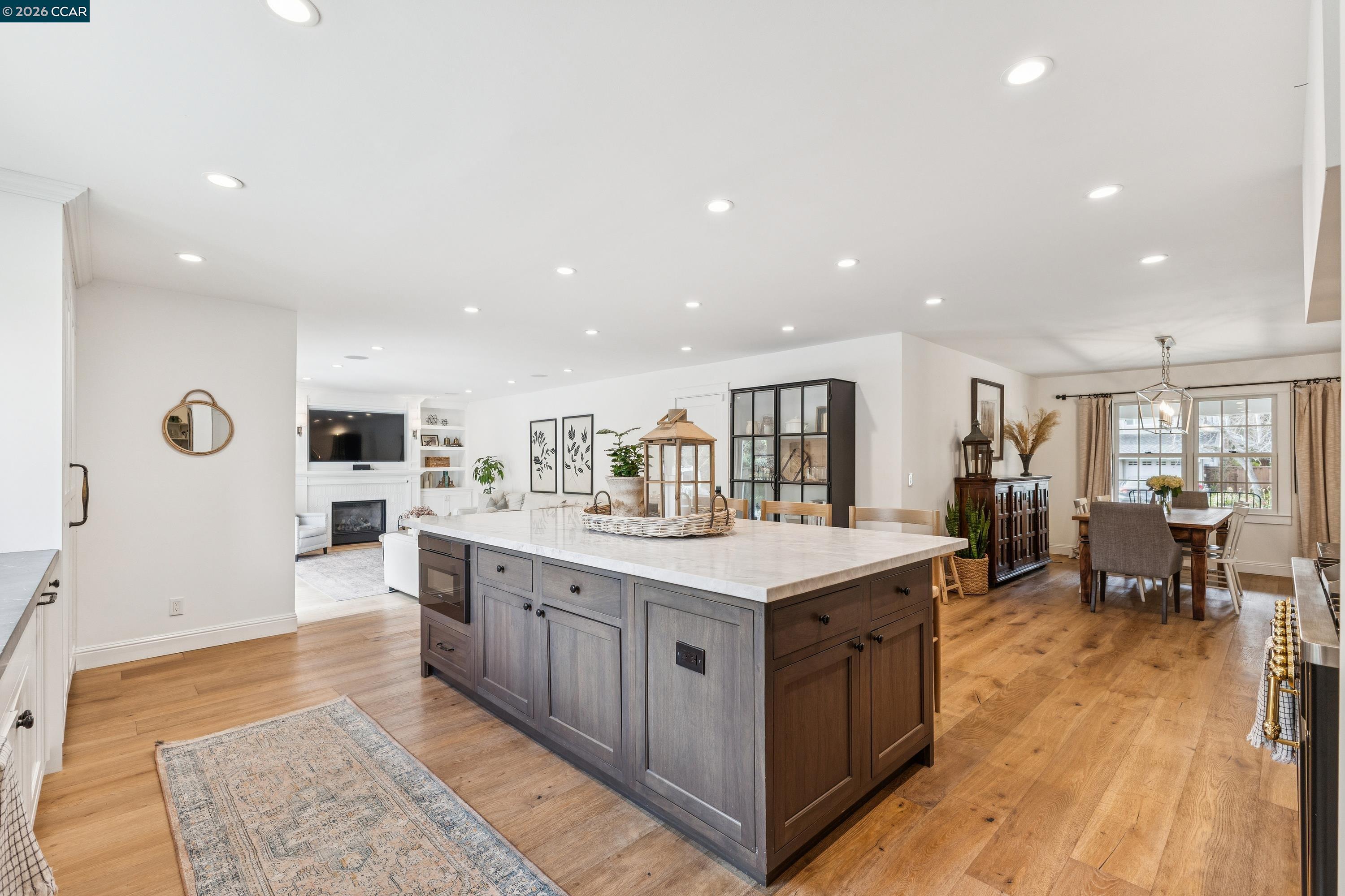 Detail Gallery Image 15 of 53 For 626 Mia Court, Danville,  CA 94526 - 5 Beds | 3 Baths