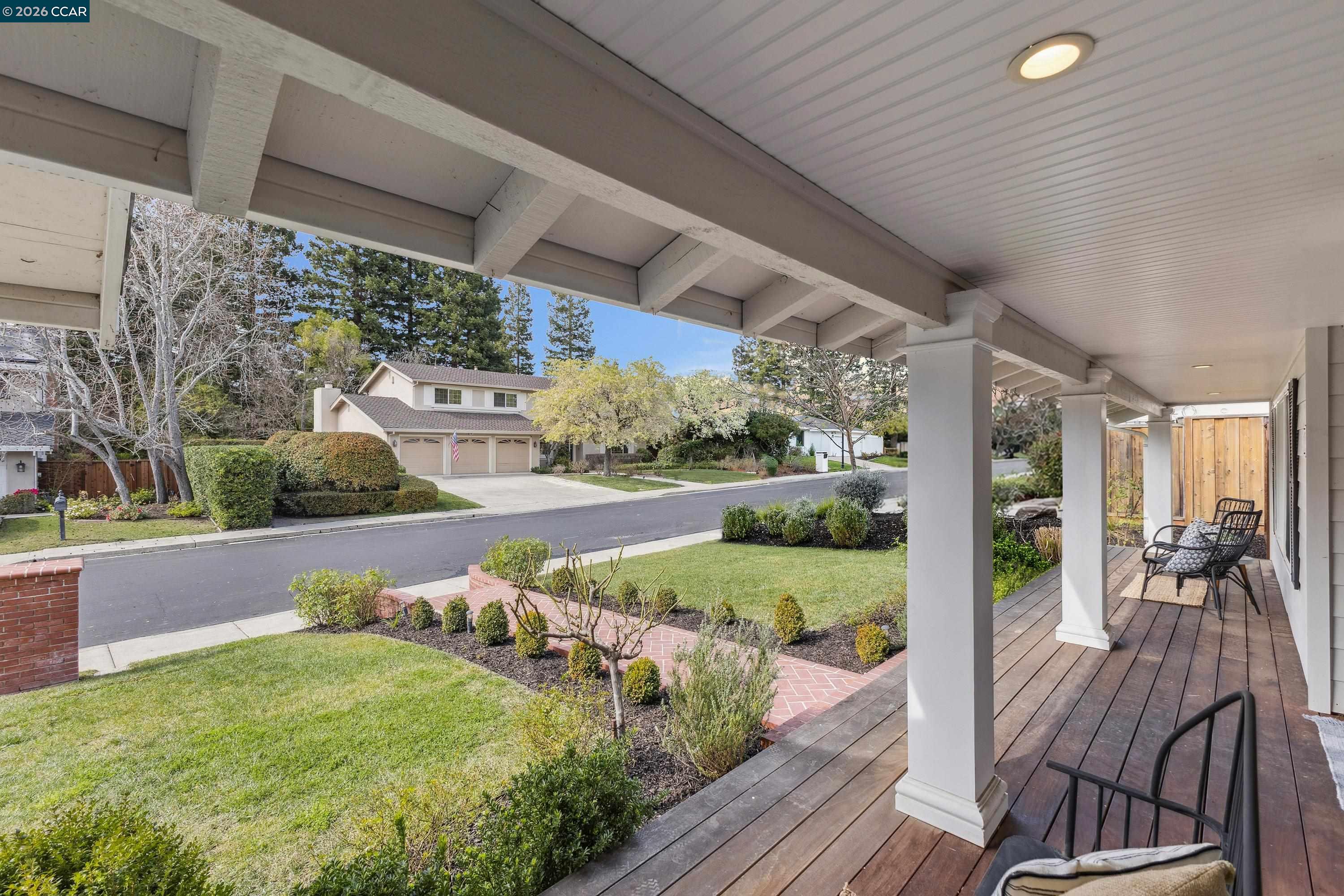 Detail Gallery Image 3 of 53 For 626 Mia Court, Danville,  CA 94526 - 5 Beds | 3 Baths