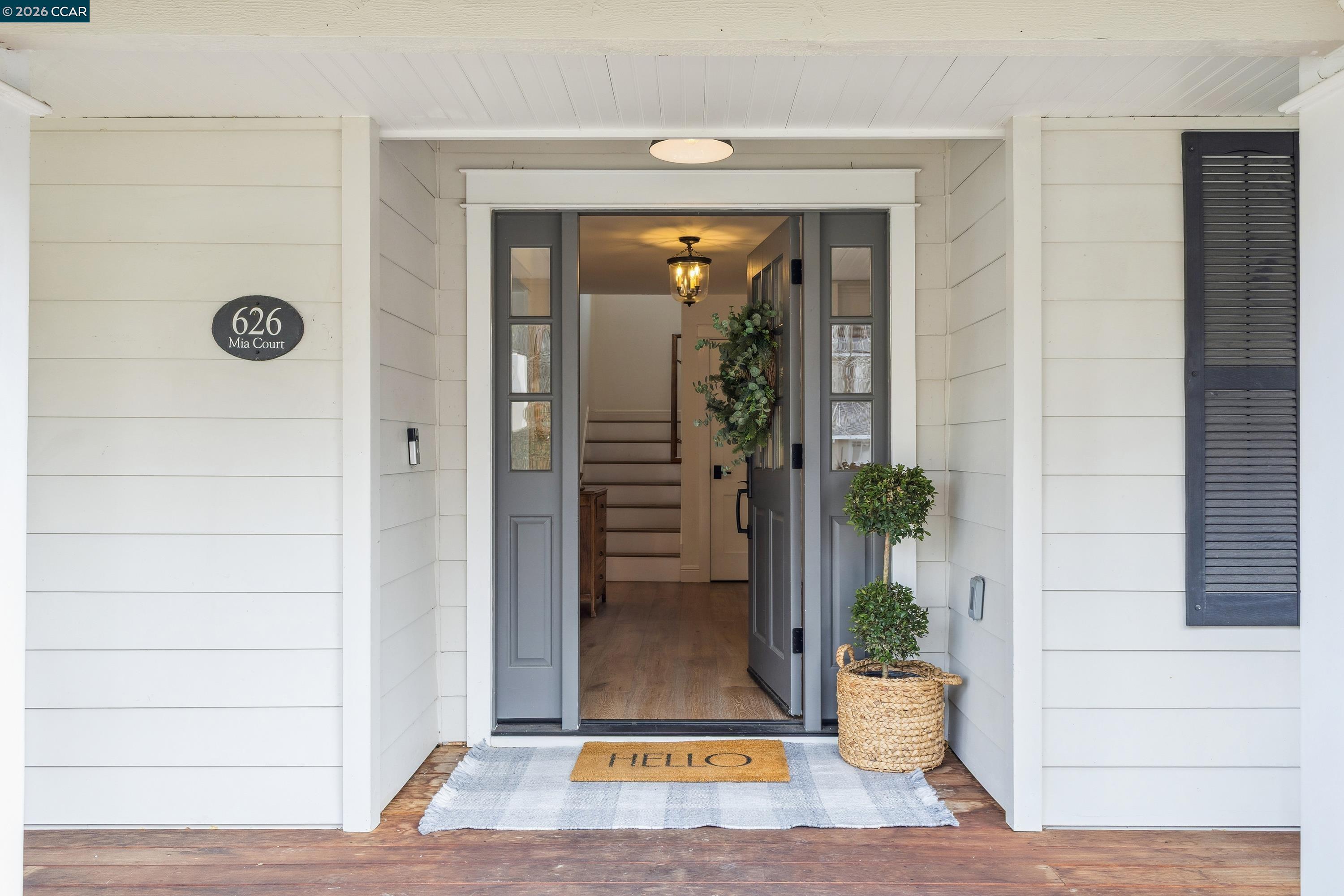 Detail Gallery Image 4 of 53 For 626 Mia Court, Danville,  CA 94526 - 5 Beds | 3 Baths