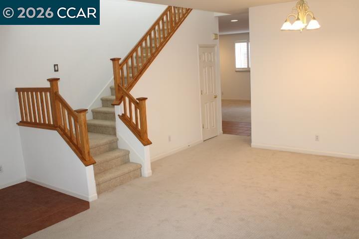 Detail Gallery Image 2 of 26 For 524 Rosewood Ln, Hercules,  CA 94547 - 4 Beds | 3 Baths