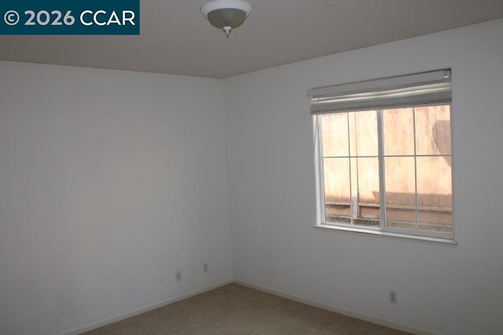 Detail Gallery Image 17 of 26 For 524 Rosewood Ln, Hercules,  CA 94547 - 4 Beds | 3 Baths