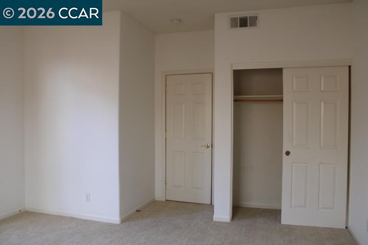 Detail Gallery Image 19 of 26 For 524 Rosewood Ln, Hercules,  CA 94547 - 4 Beds | 3 Baths