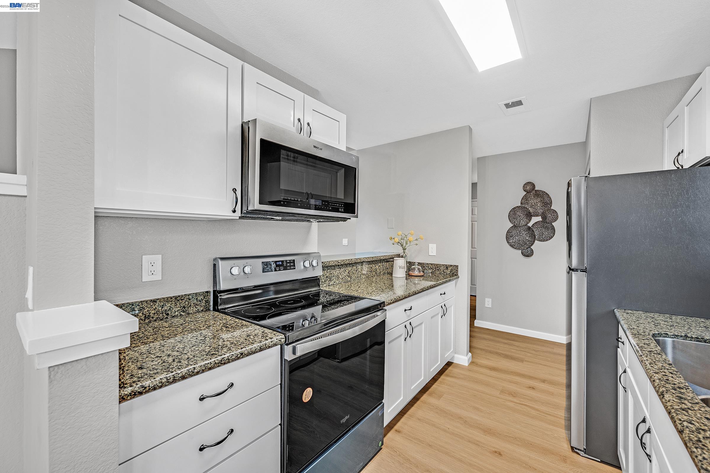 Photo #11: 41125019 Listing: Photo #11