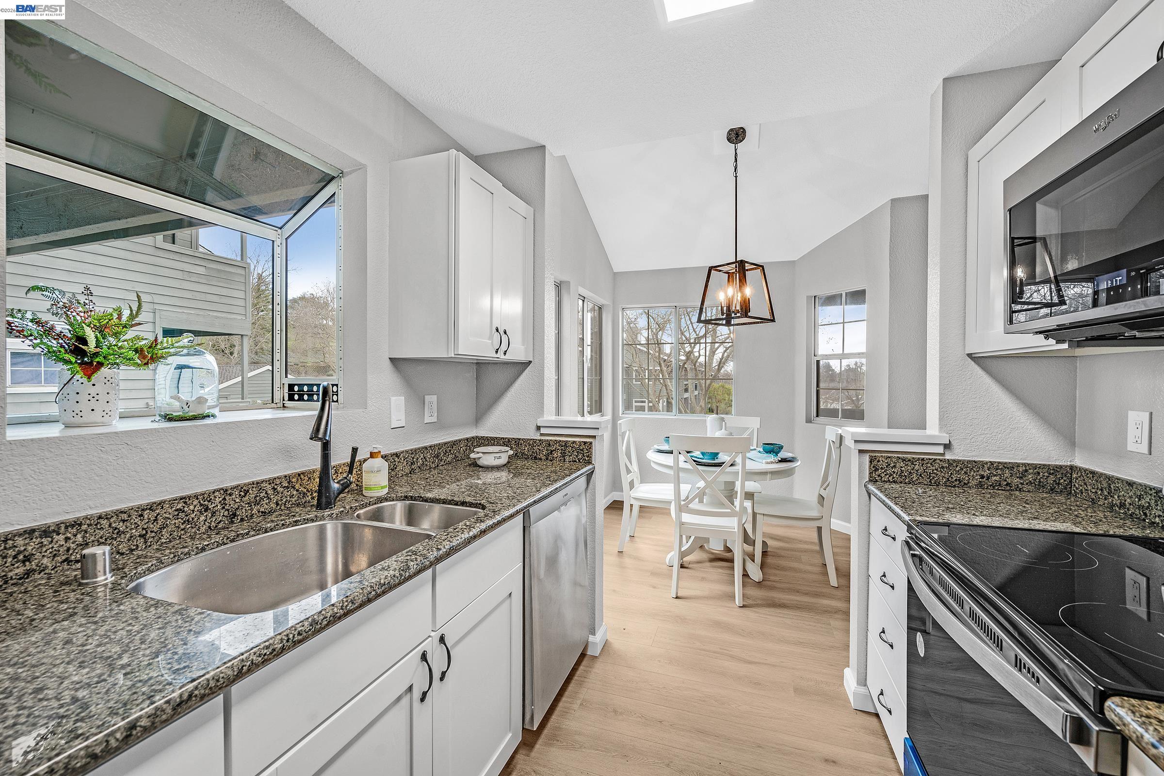 Photo #14: 41125019 Listing: Photo #14