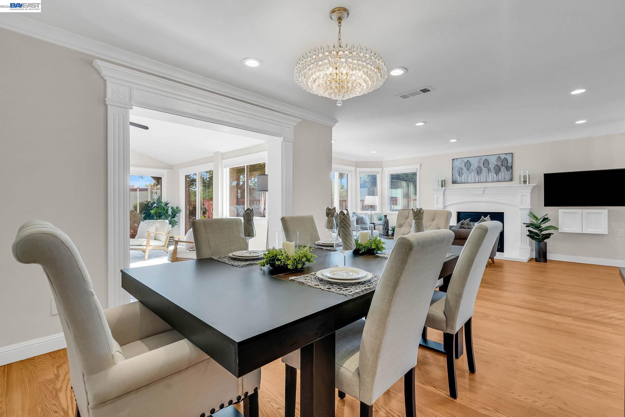 Detail Gallery Image 10 of 60 For 39478 Zacate Ave, Fremont,  CA 94539 - 5 Beds | 2/1 Baths