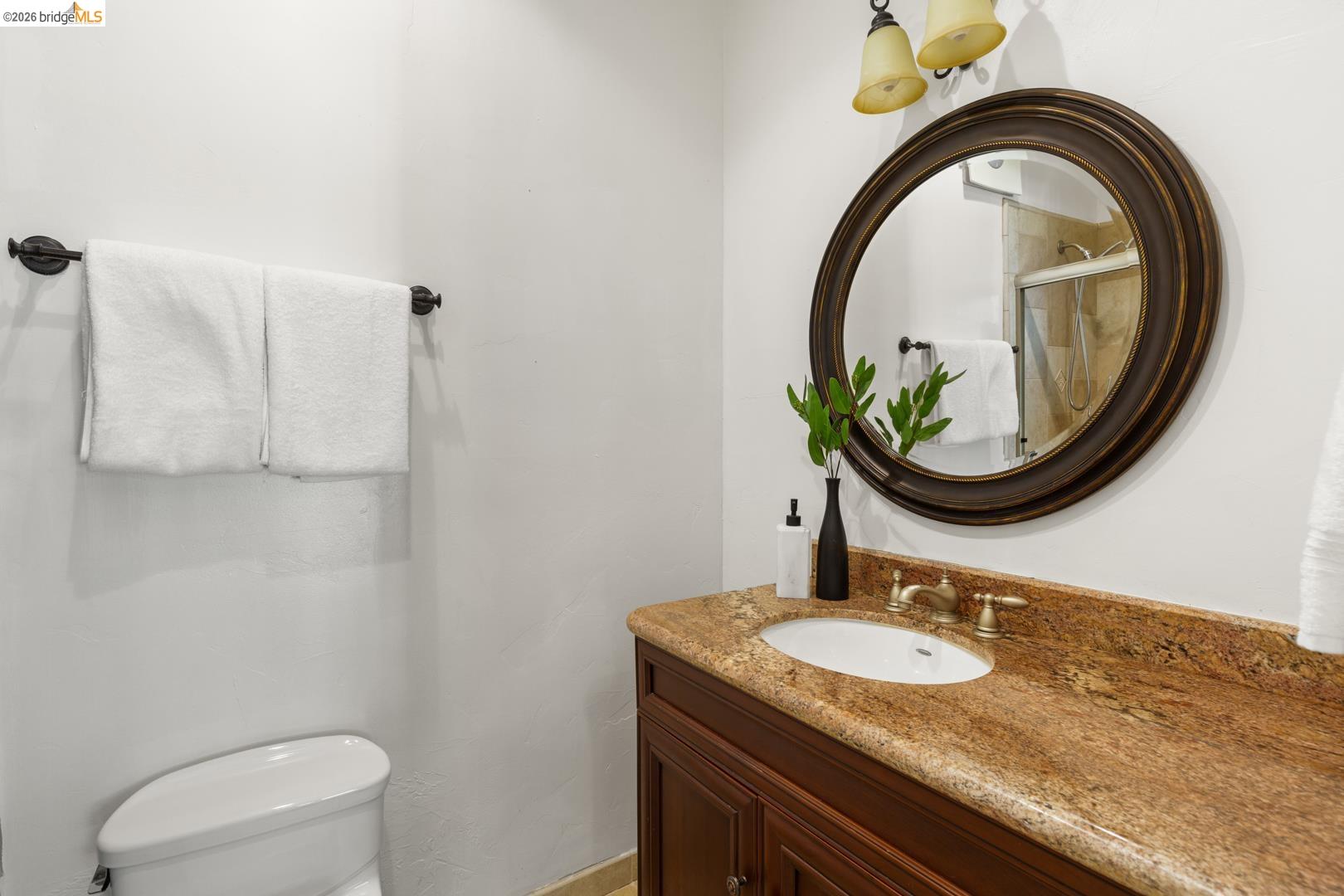 Detail Gallery Image 17 of 60 For 6839 Sherwick Dr, Berkeley,  CA 94705-1744 - 4 Beds | 3/1 Baths