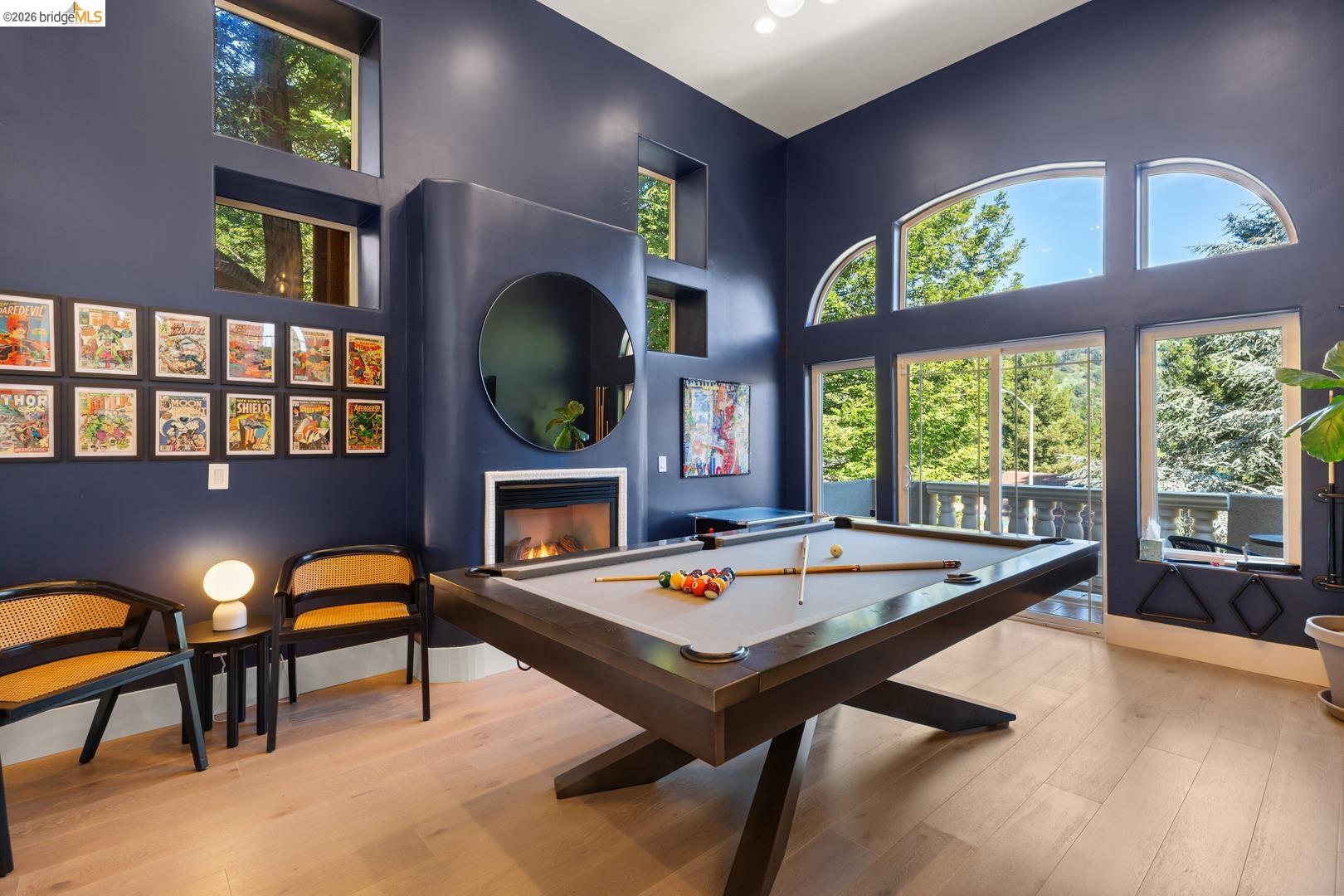 Detail Gallery Image 3 of 60 For 6839 Sherwick Dr, Berkeley,  CA 94705-1744 - 4 Beds | 3/1 Baths