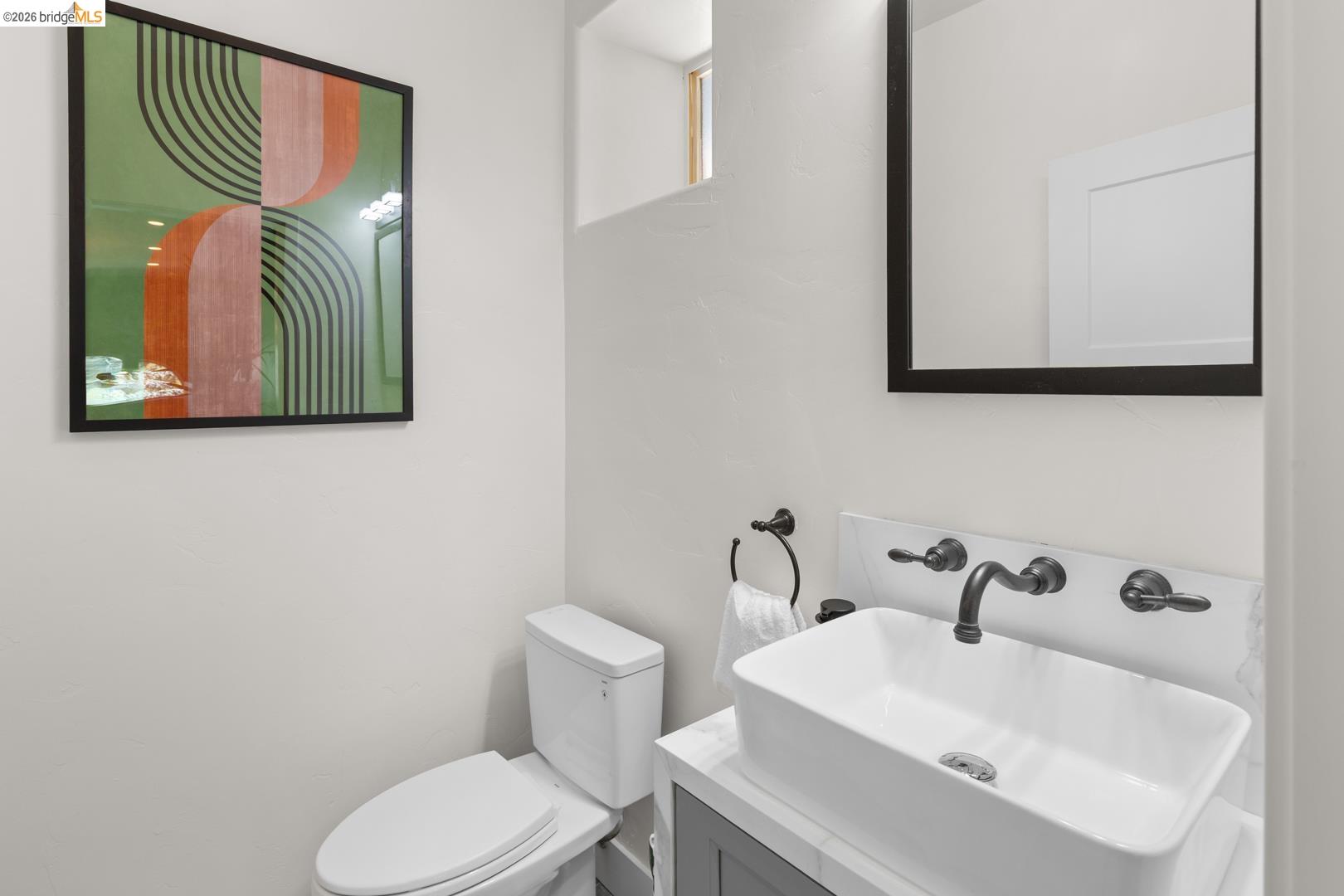 Detail Gallery Image 31 of 60 For 6839 Sherwick Dr, Berkeley,  CA 94705-1744 - 4 Beds | 3/1 Baths