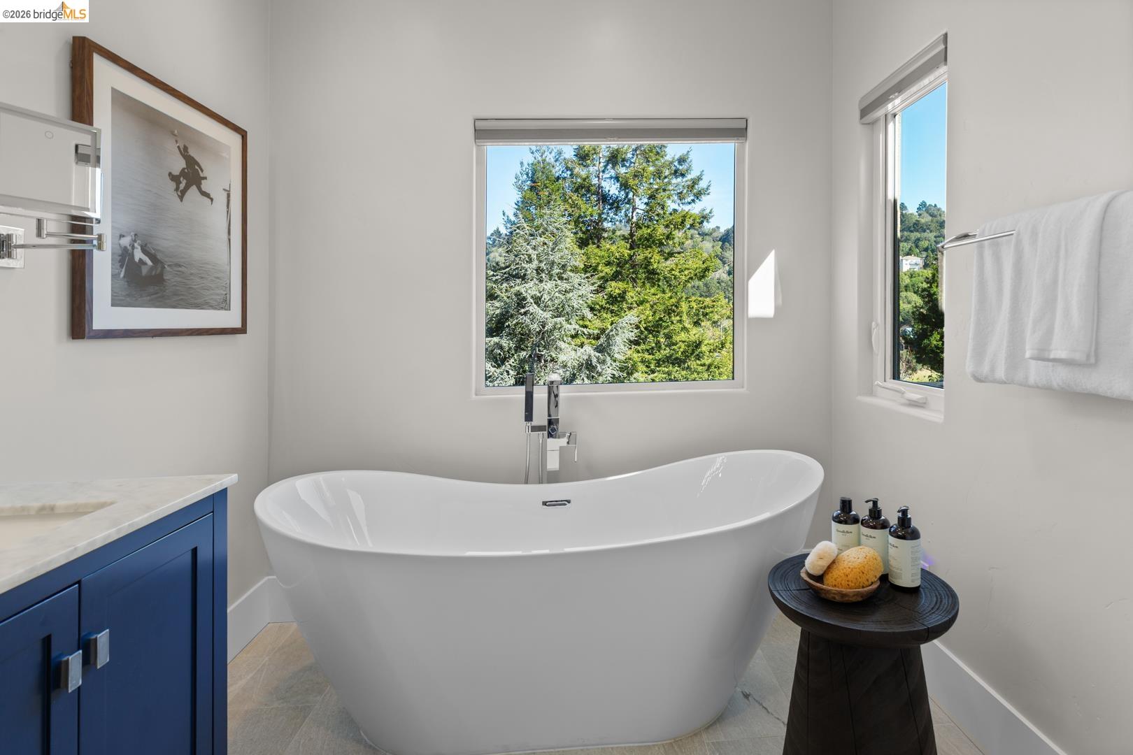 Detail Gallery Image 43 of 60 For 6839 Sherwick Dr, Berkeley,  CA 94705-1744 - 4 Beds | 3/1 Baths