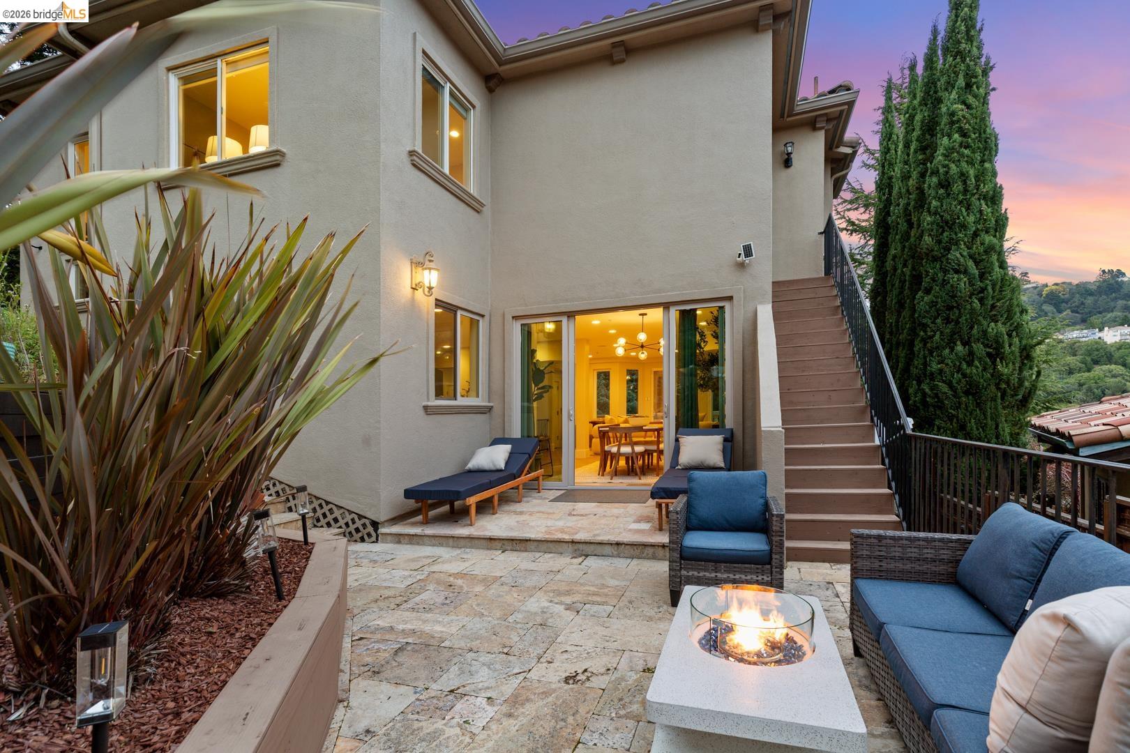 Detail Gallery Image 50 of 60 For 6839 Sherwick Dr, Berkeley,  CA 94705-1744 - 4 Beds | 3/1 Baths