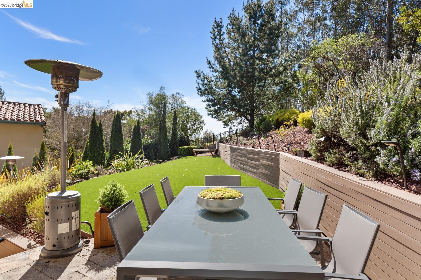 Detail Gallery Image 51 of 60 For 6839 Sherwick Dr, Berkeley,  CA 94705-1744 - 4 Beds | 3/1 Baths