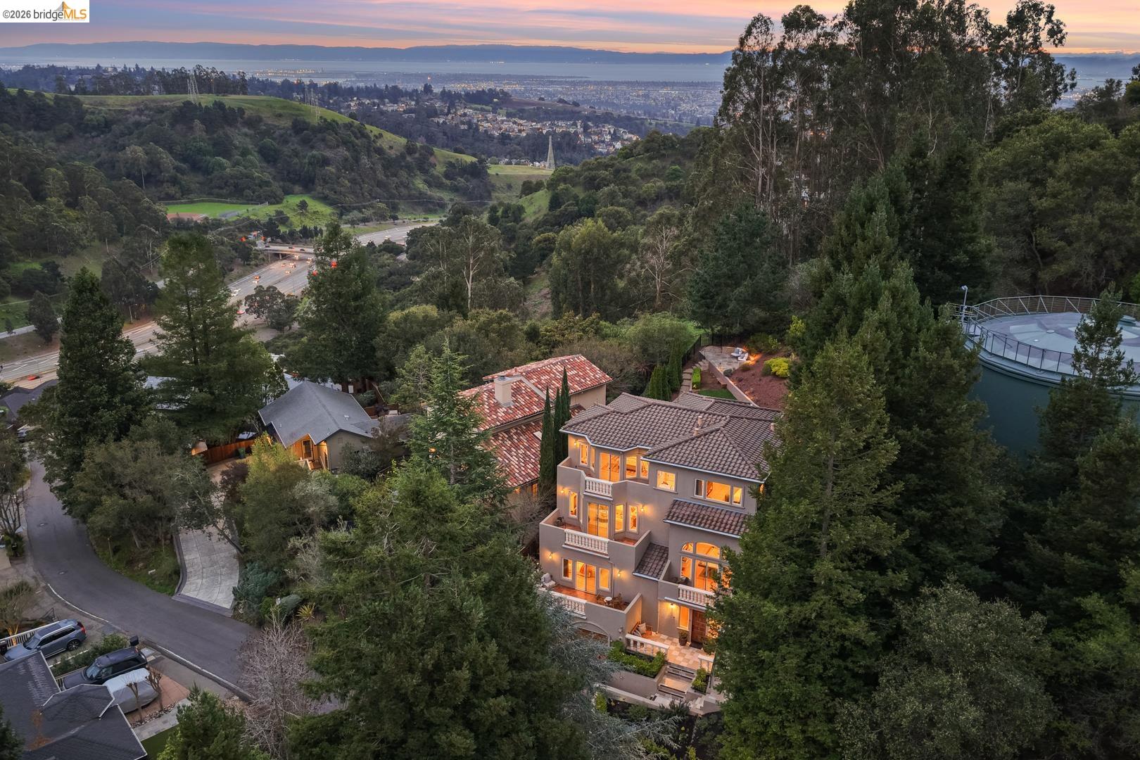 Detail Gallery Image 54 of 60 For 6839 Sherwick Dr, Berkeley,  CA 94705-1744 - 4 Beds | 3/1 Baths