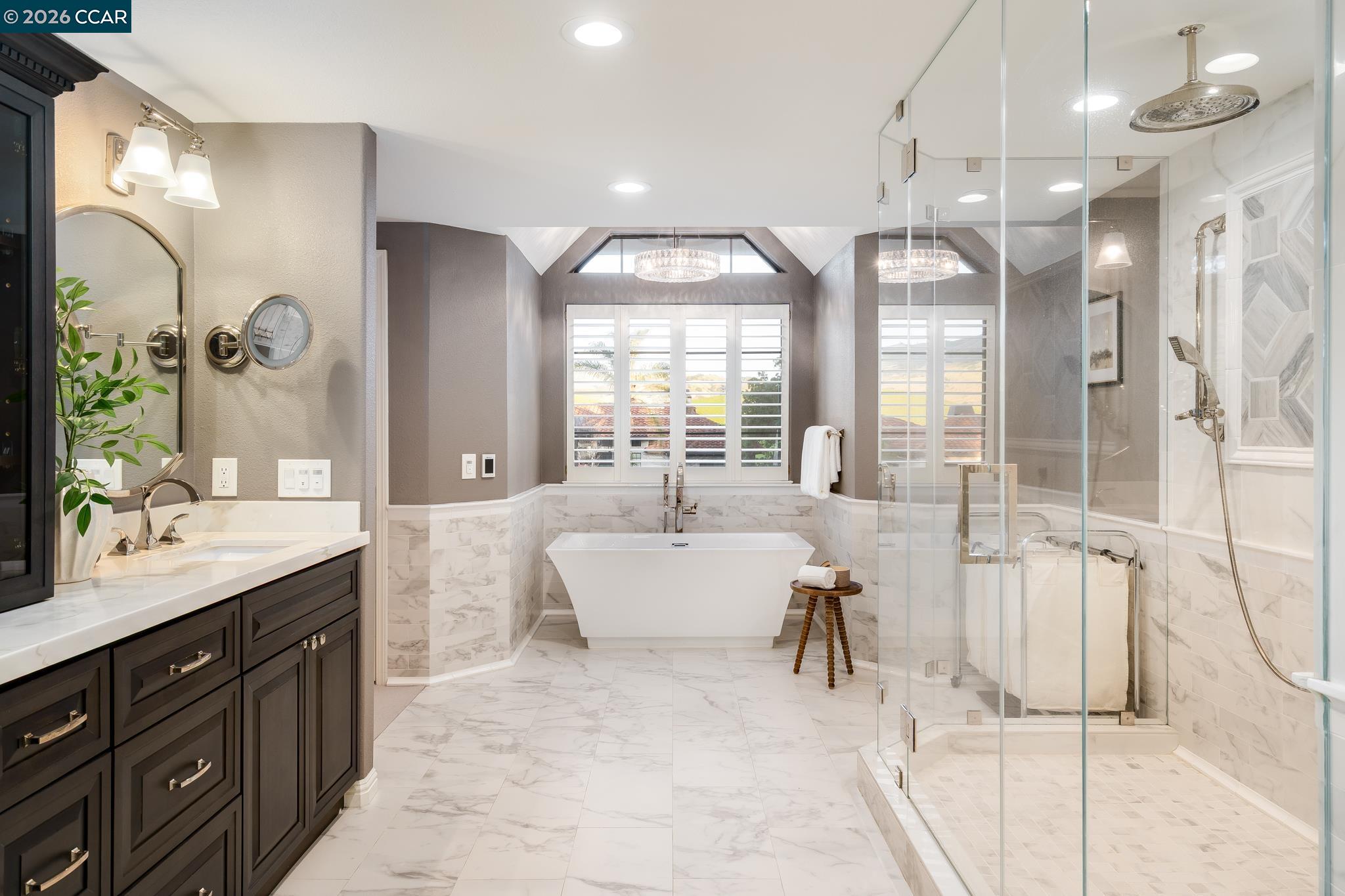 Detail Gallery Image 23 of 43 For 145 Sugar Creek Ln, Alamo,  CA 94507 - 4 Beds | 3/1 Baths