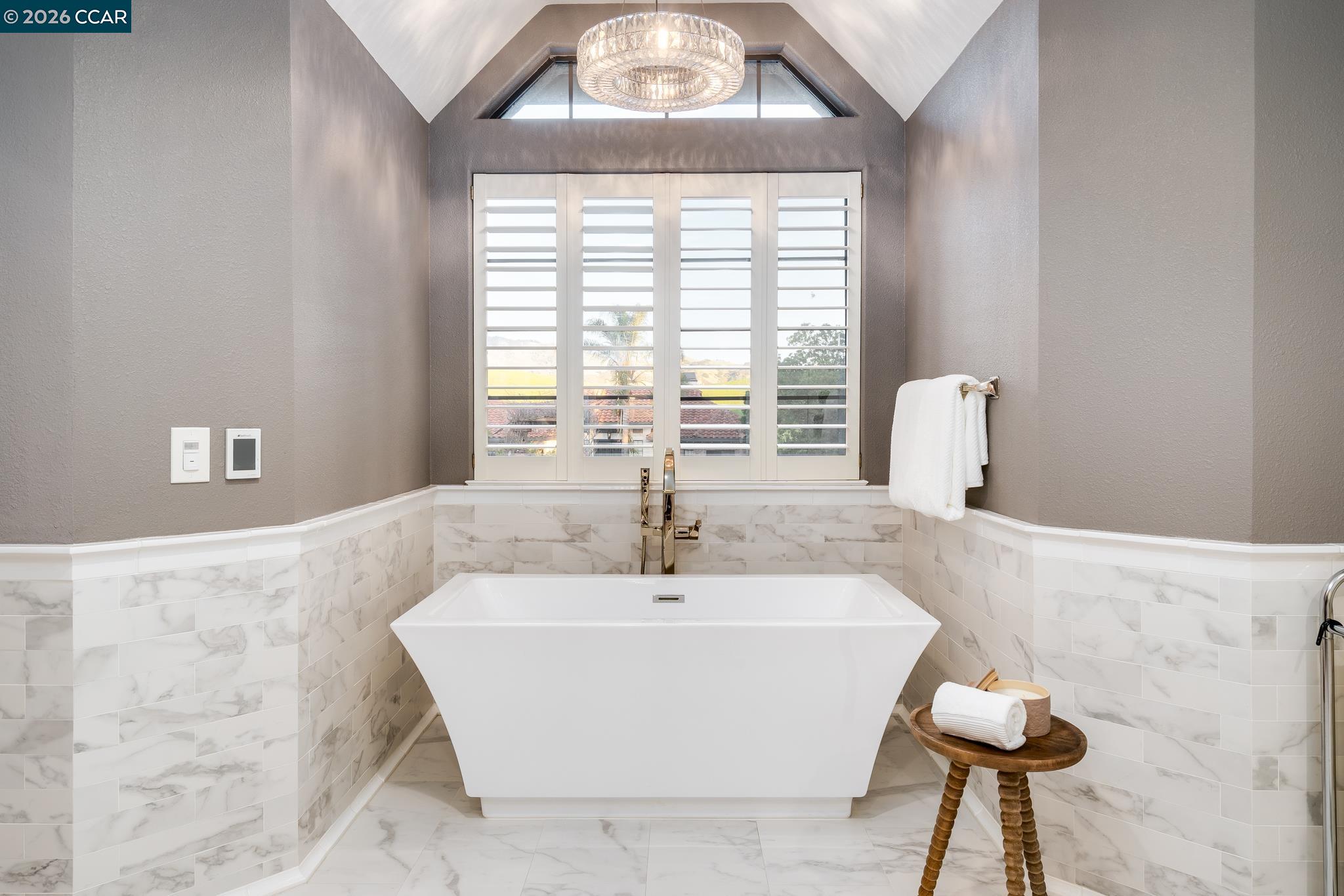 Detail Gallery Image 24 of 43 For 145 Sugar Creek Ln, Alamo,  CA 94507 - 4 Beds | 3/1 Baths