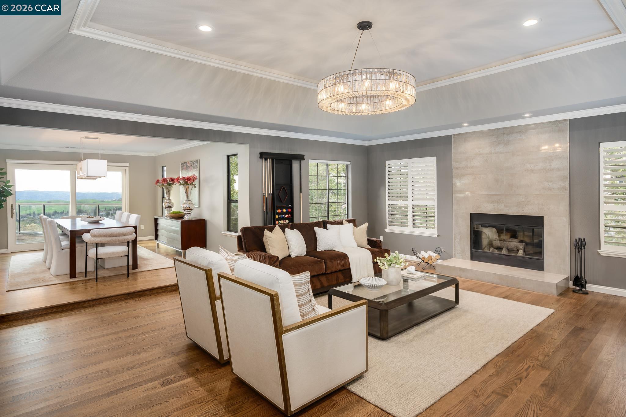 Detail Gallery Image 4 of 43 For 145 Sugar Creek Ln, Alamo,  CA 94507 - 4 Beds | 3/1 Baths