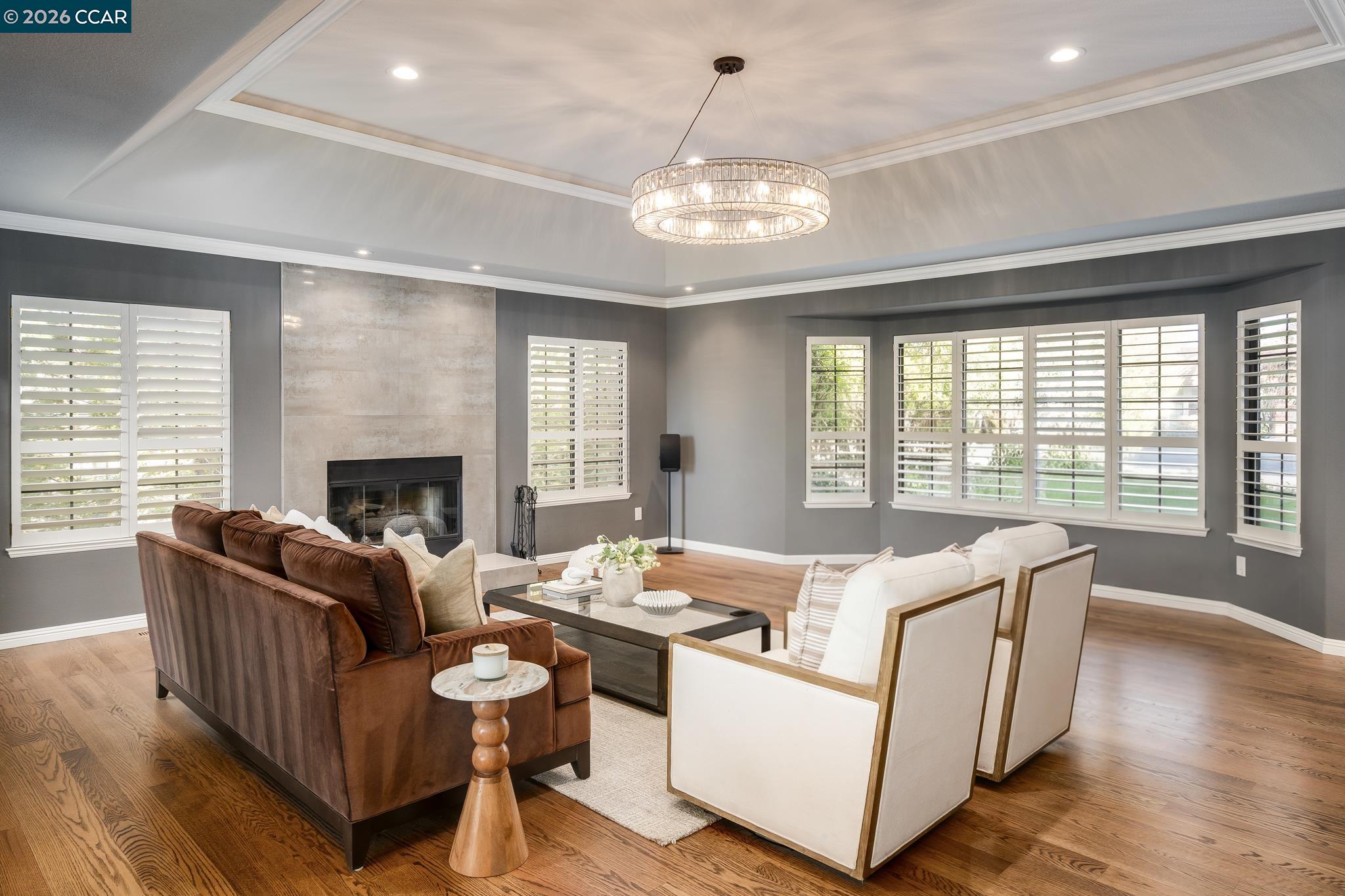 Detail Gallery Image 5 of 43 For 145 Sugar Creek Ln, Alamo,  CA 94507 - 4 Beds | 3/1 Baths