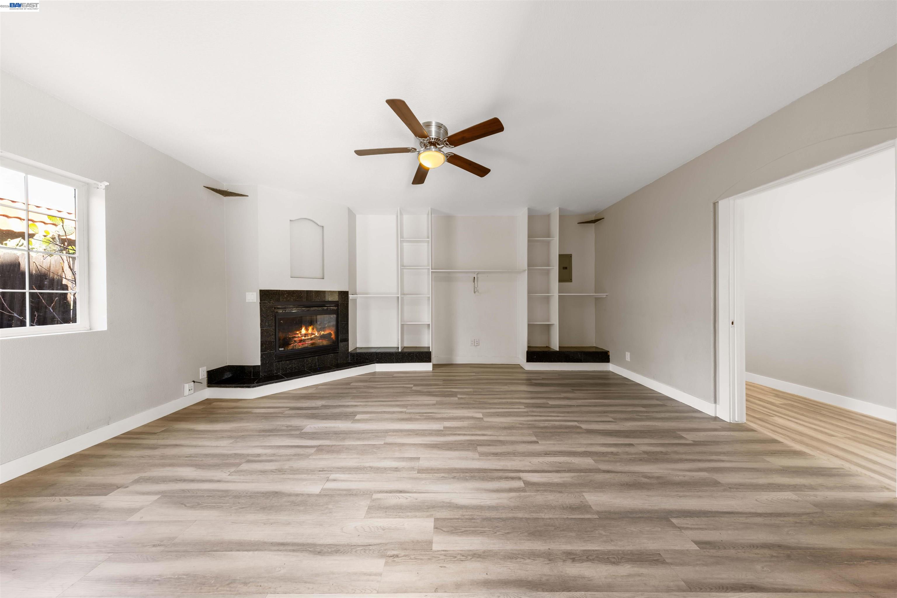 Detail Gallery Image 37 of 39 For 2102 Overhill Rd, Concord,  CA 94520 - 6 Beds | 3 Baths