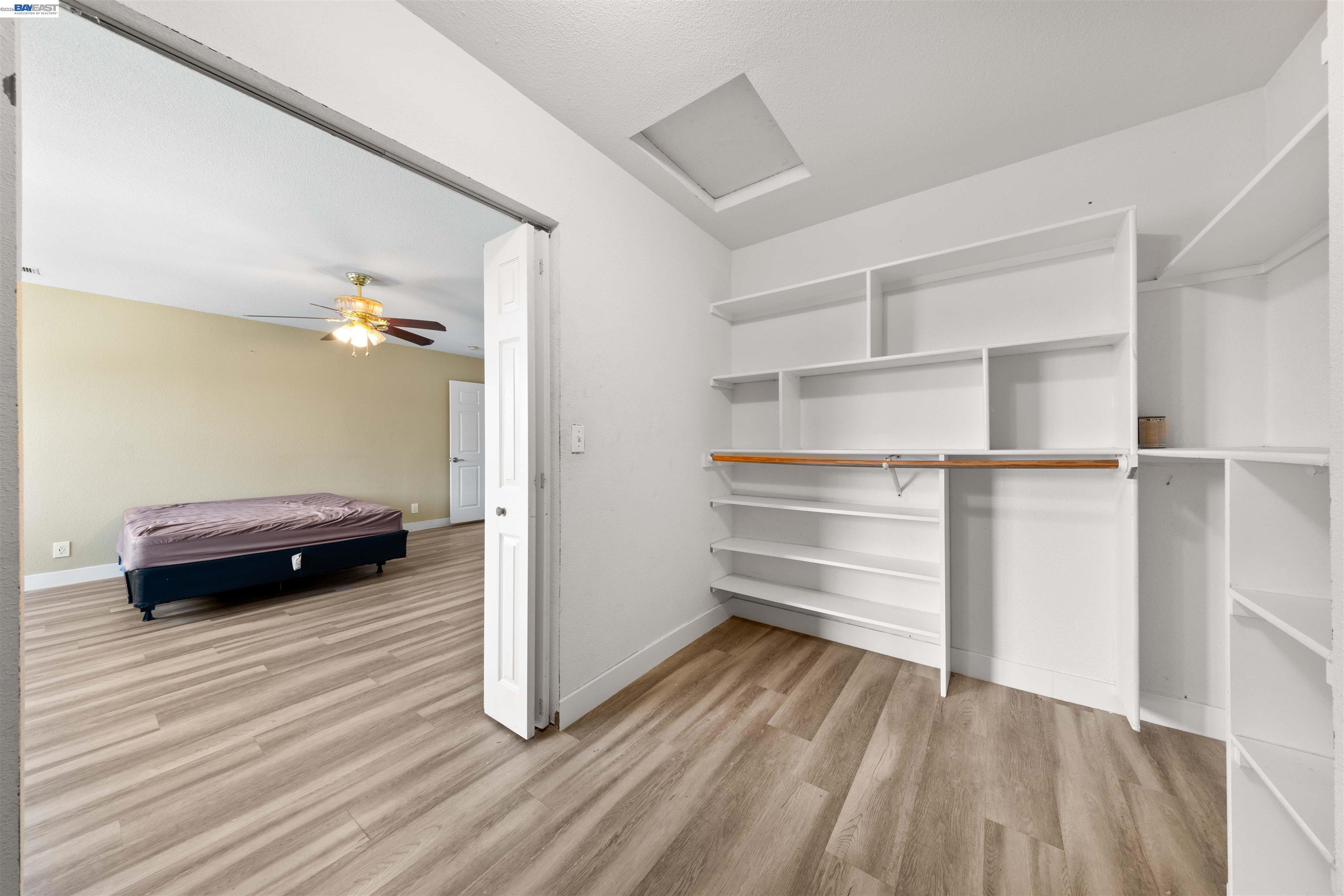 Detail Gallery Image 39 of 39 For 2102 Overhill Rd, Concord,  CA 94520 - 6 Beds | 3 Baths