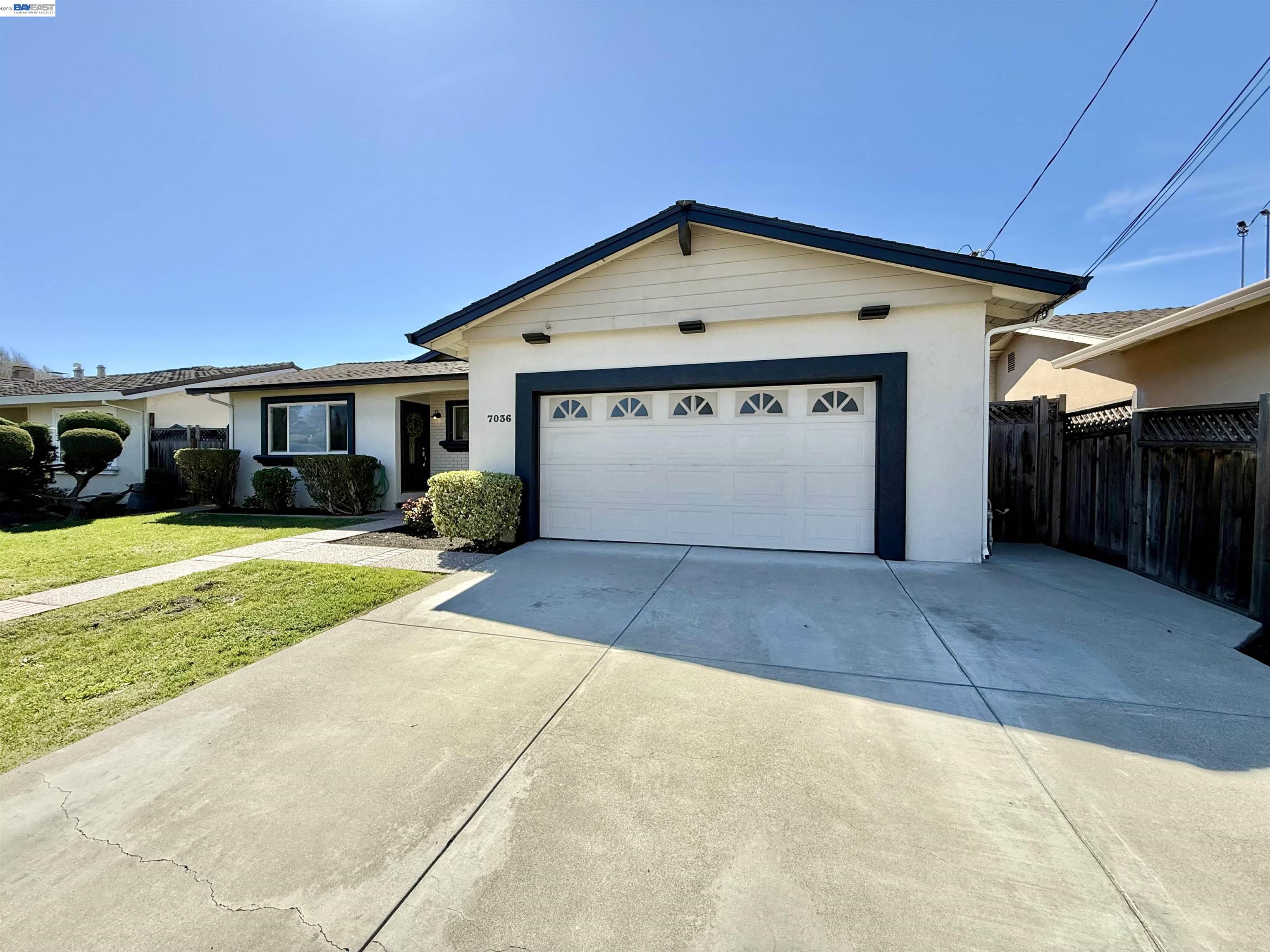 Detail Gallery Image 3 of 56 For 7036 Allegheny, Dublin,  CA 94568-2504 - 3 Beds | 2 Baths