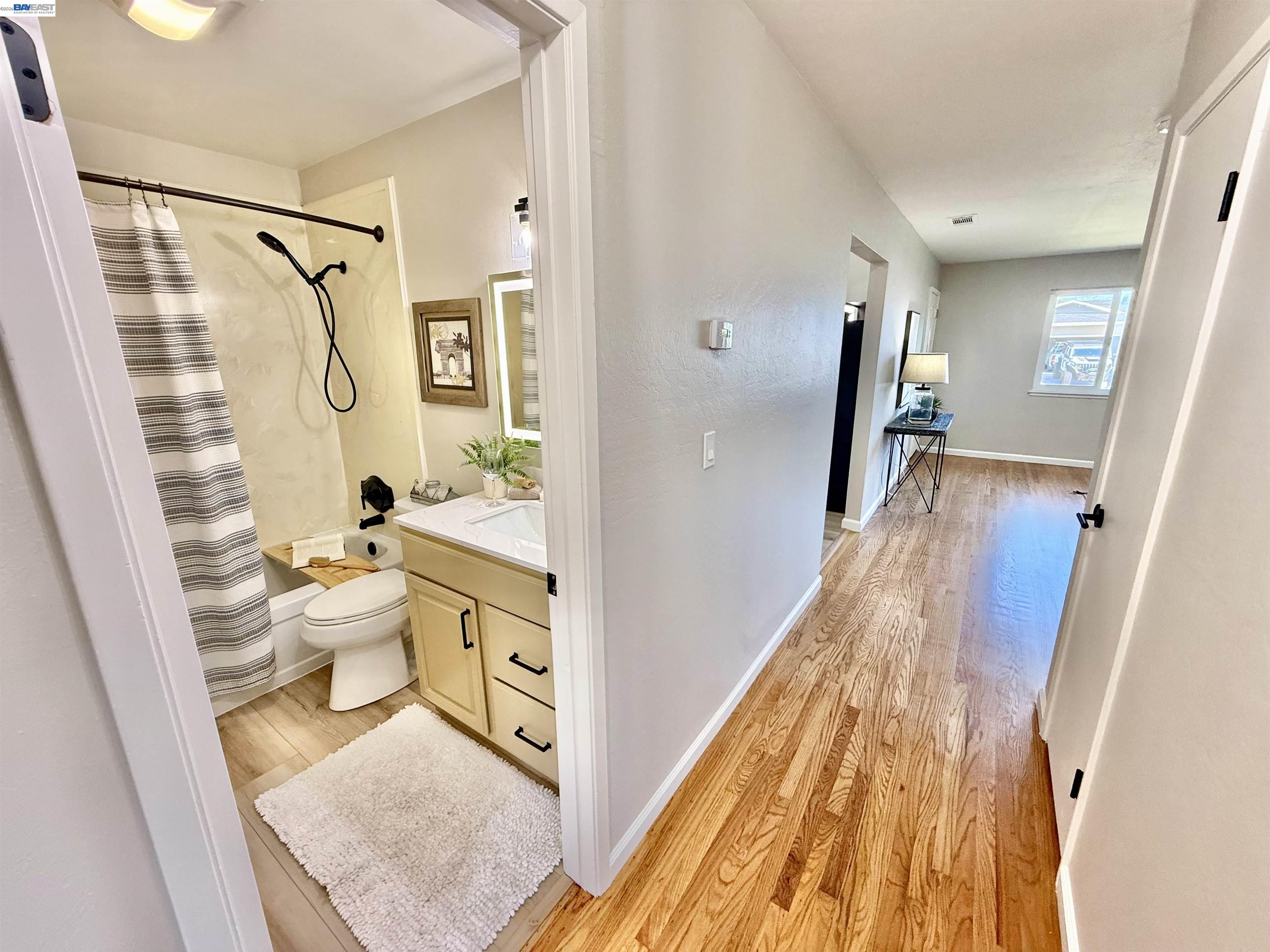 Detail Gallery Image 32 of 56 For 7036 Allegheny, Dublin,  CA 94568-2504 - 3 Beds | 2 Baths