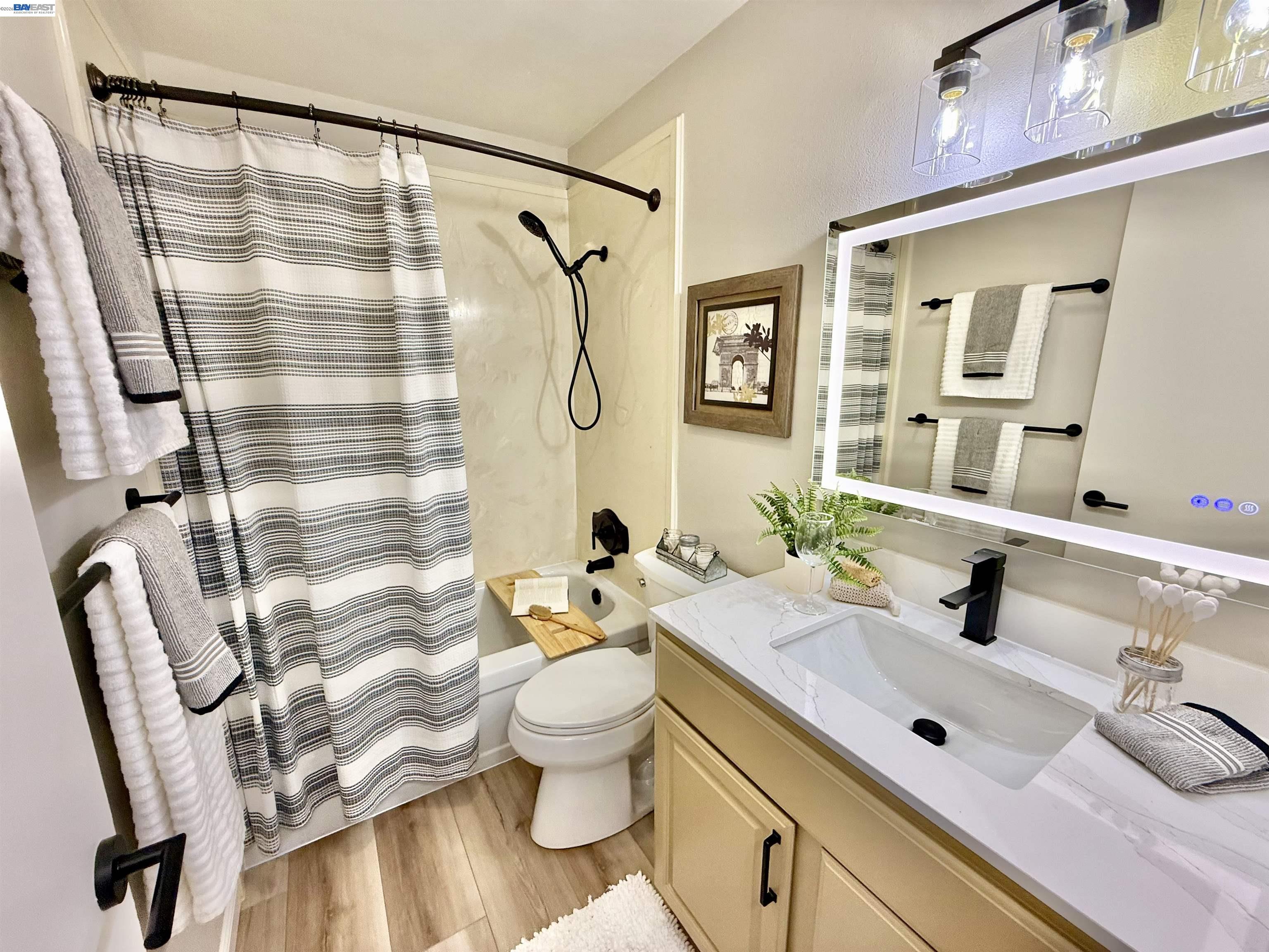 Detail Gallery Image 33 of 56 For 7036 Allegheny, Dublin,  CA 94568-2504 - 3 Beds | 2 Baths