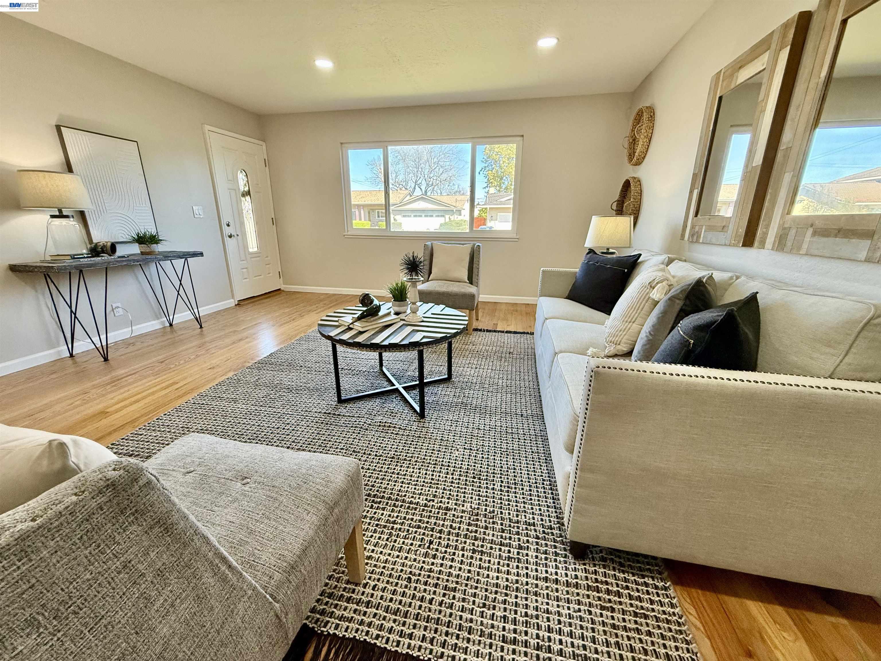 Detail Gallery Image 7 of 56 For 7036 Allegheny, Dublin,  CA 94568-2504 - 3 Beds | 2 Baths