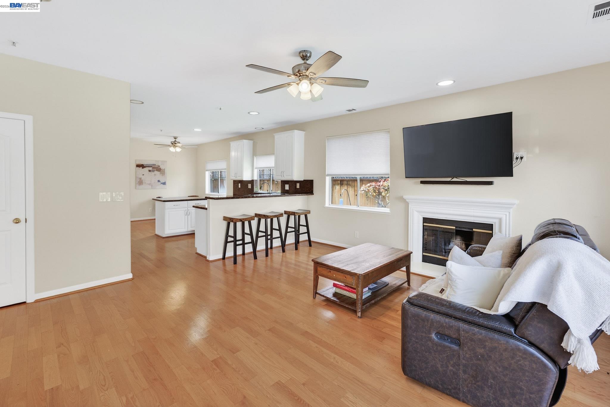 Detail Gallery Image 18 of 45 For 1360 Toulon Ct, Livermore,  CA 94551 - 4 Beds | 3 Baths