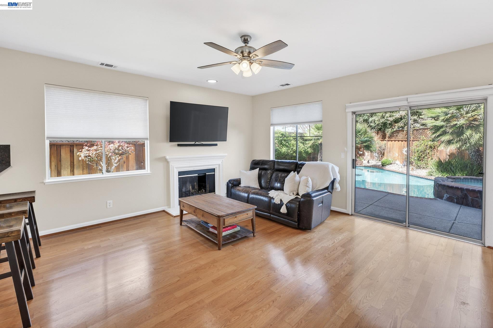 Detail Gallery Image 19 of 45 For 1360 Toulon Ct, Livermore,  CA 94551 - 4 Beds | 3 Baths