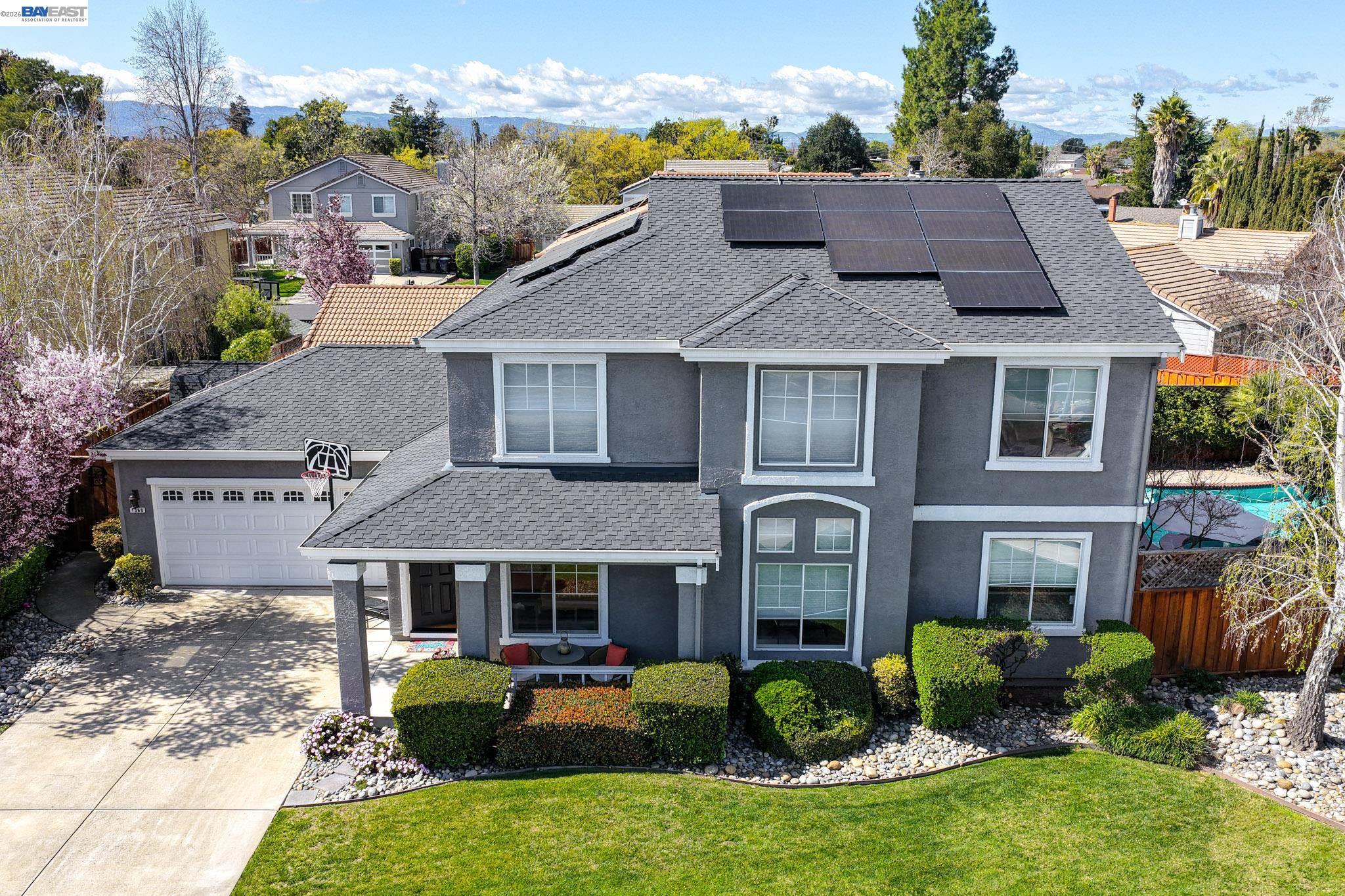 Detail Gallery Image 3 of 45 For 1360 Toulon Ct, Livermore,  CA 94551 - 4 Beds | 3 Baths