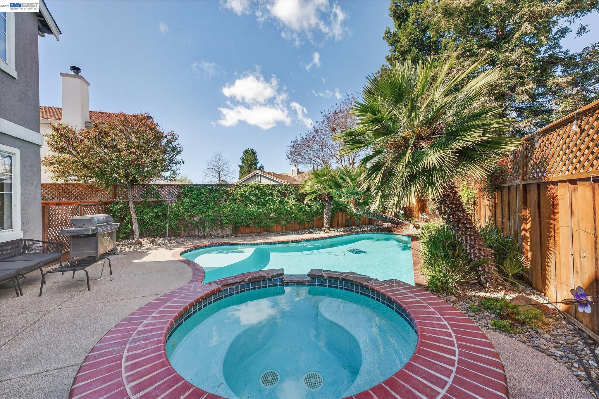 Detail Gallery Image 33 of 45 For 1360 Toulon Ct, Livermore,  CA 94551 - 4 Beds | 3 Baths