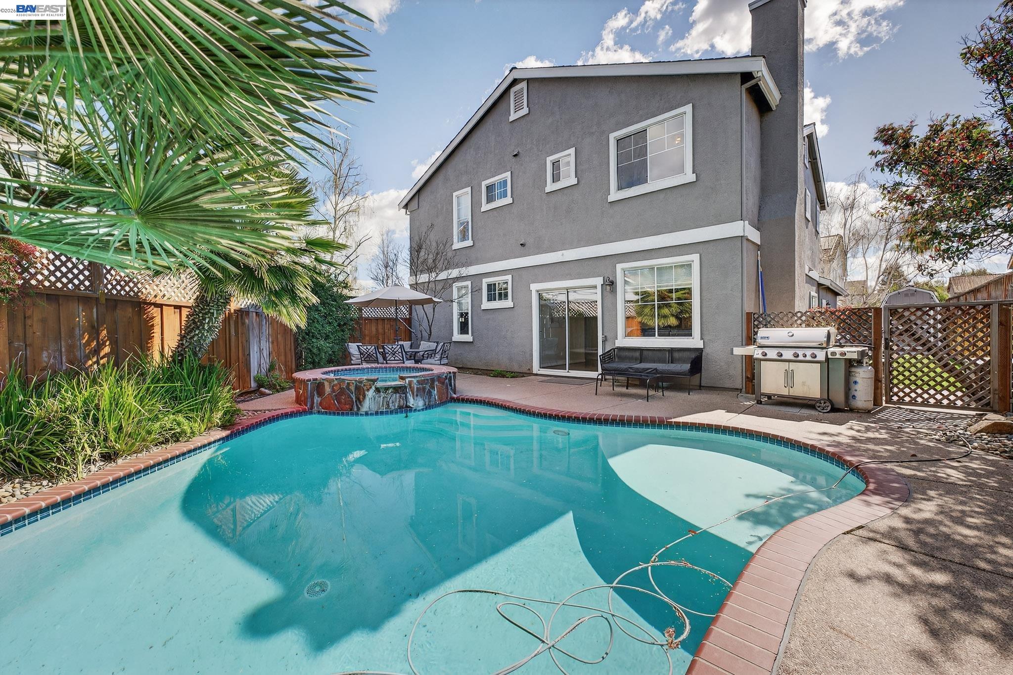 Detail Gallery Image 34 of 45 For 1360 Toulon Ct, Livermore,  CA 94551 - 4 Beds | 3 Baths