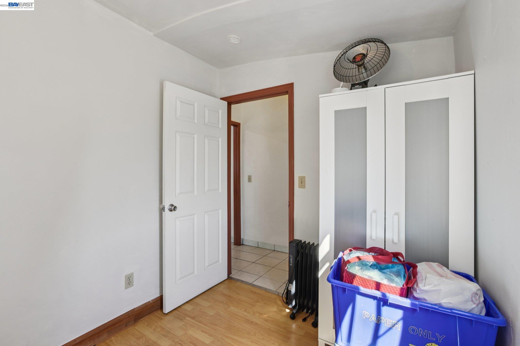 Detail Gallery Image 35 of 36 For 2514 21st Ave, Oakland,  CA 94606 - 4 Beds | 2/1 Baths