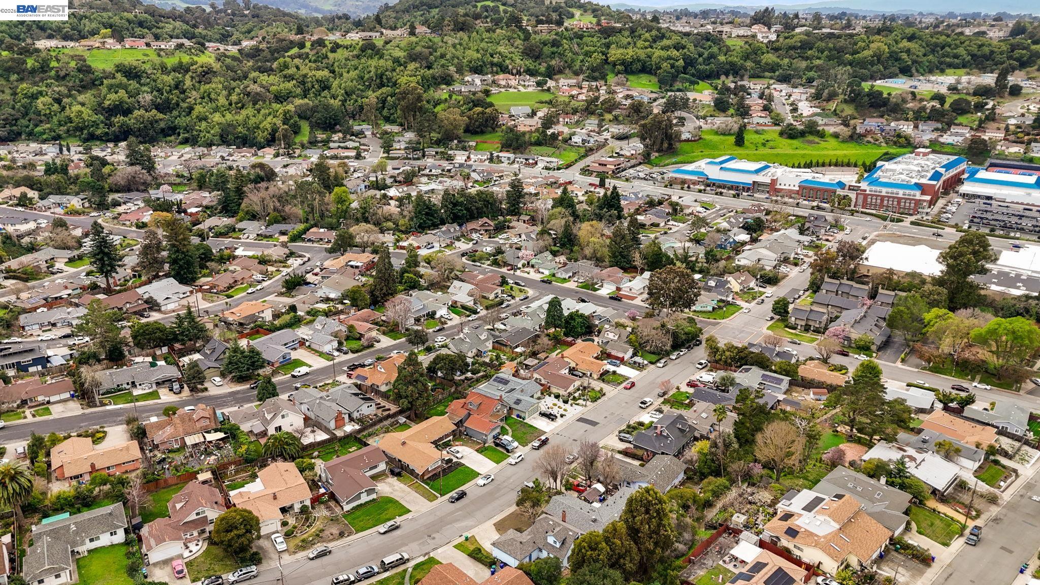 Detail Gallery Image 28 of 37 For 2457 Ramona St, Pinole,  CA 94564 - 4 Beds | 2 Baths