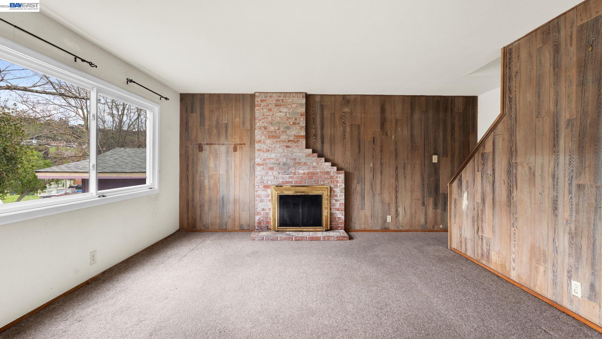 Detail Gallery Image 4 of 37 For 2457 Ramona St, Pinole,  CA 94564 - 4 Beds | 2 Baths