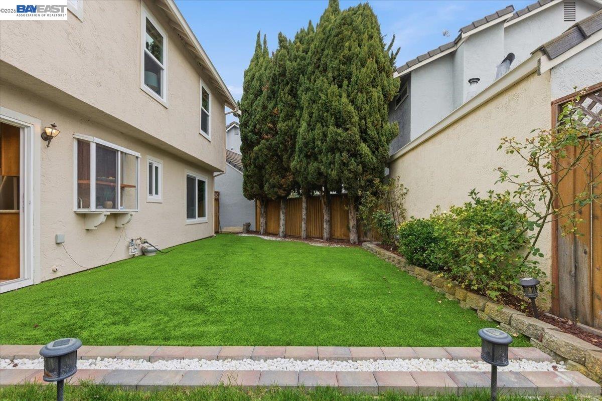 Detail Gallery Image 39 of 44 For 5410 Buckner Ter, Fremont,  CA 94555 - 3 Beds | 2/1 Baths